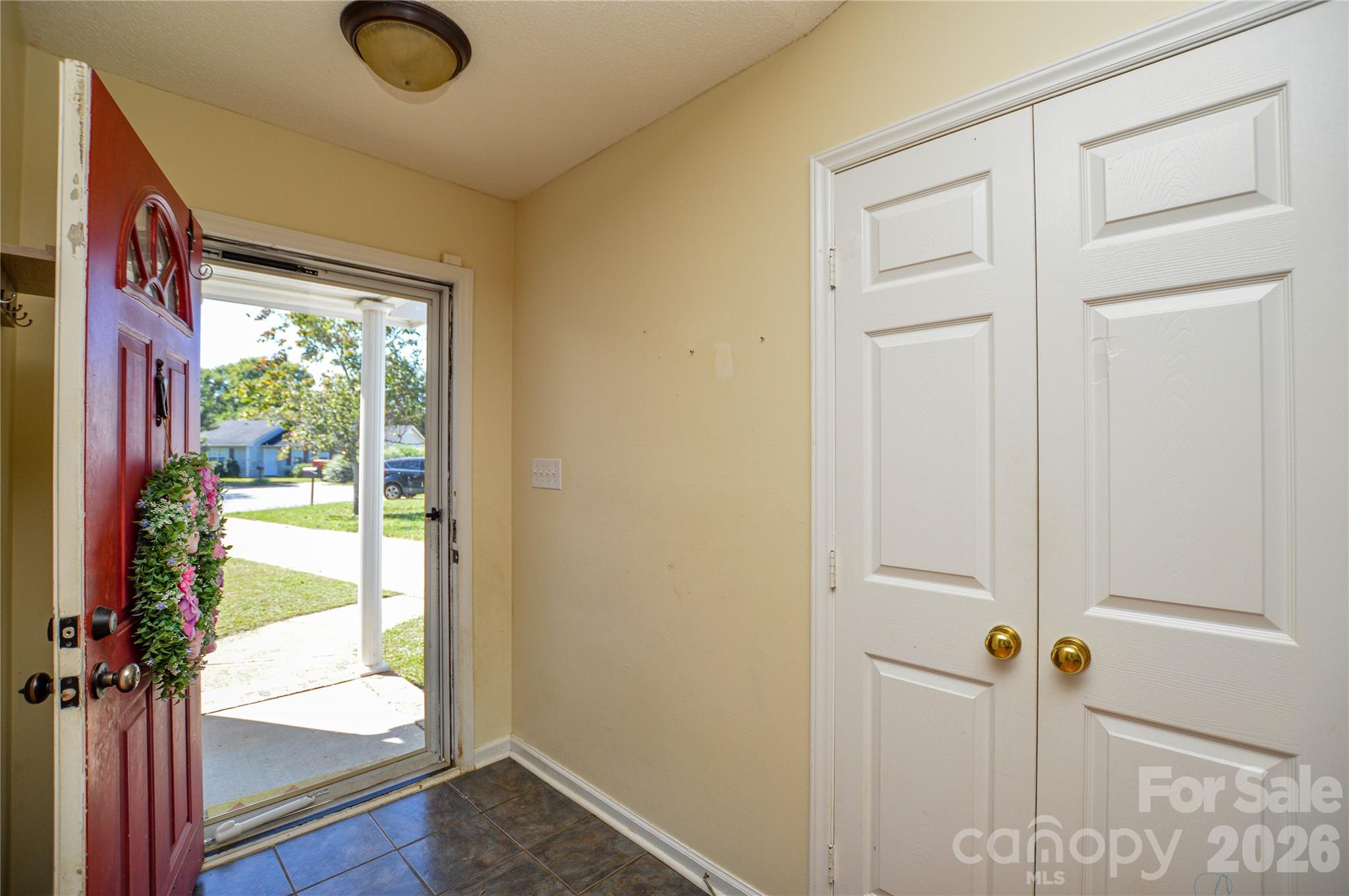 Single Family Residence at 2505 Justin Court, Monroe, photo 3 of 27