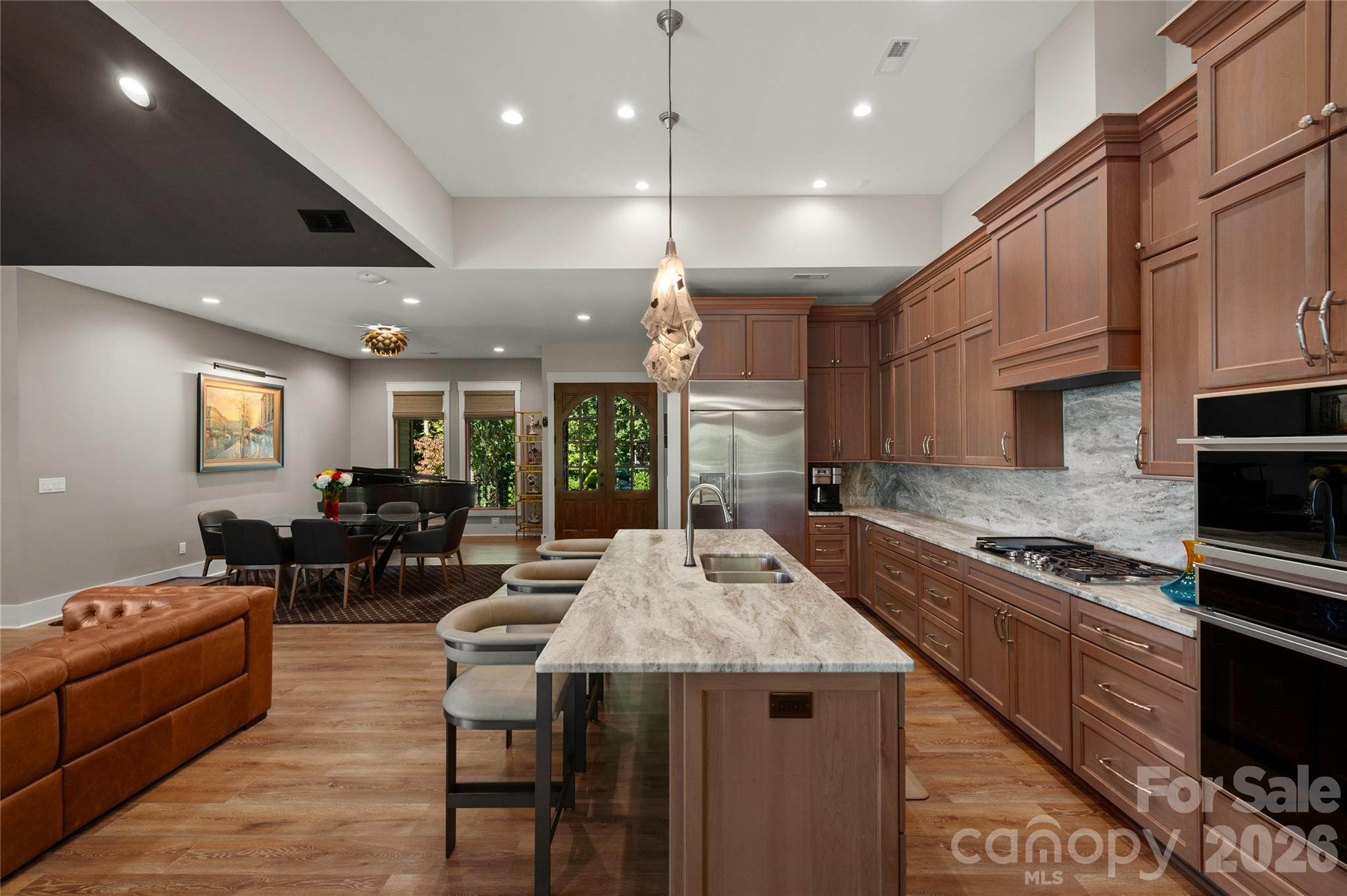 Single Family Residence at 945 Somersby Parkway, Hendersonville, photo 16 of 40