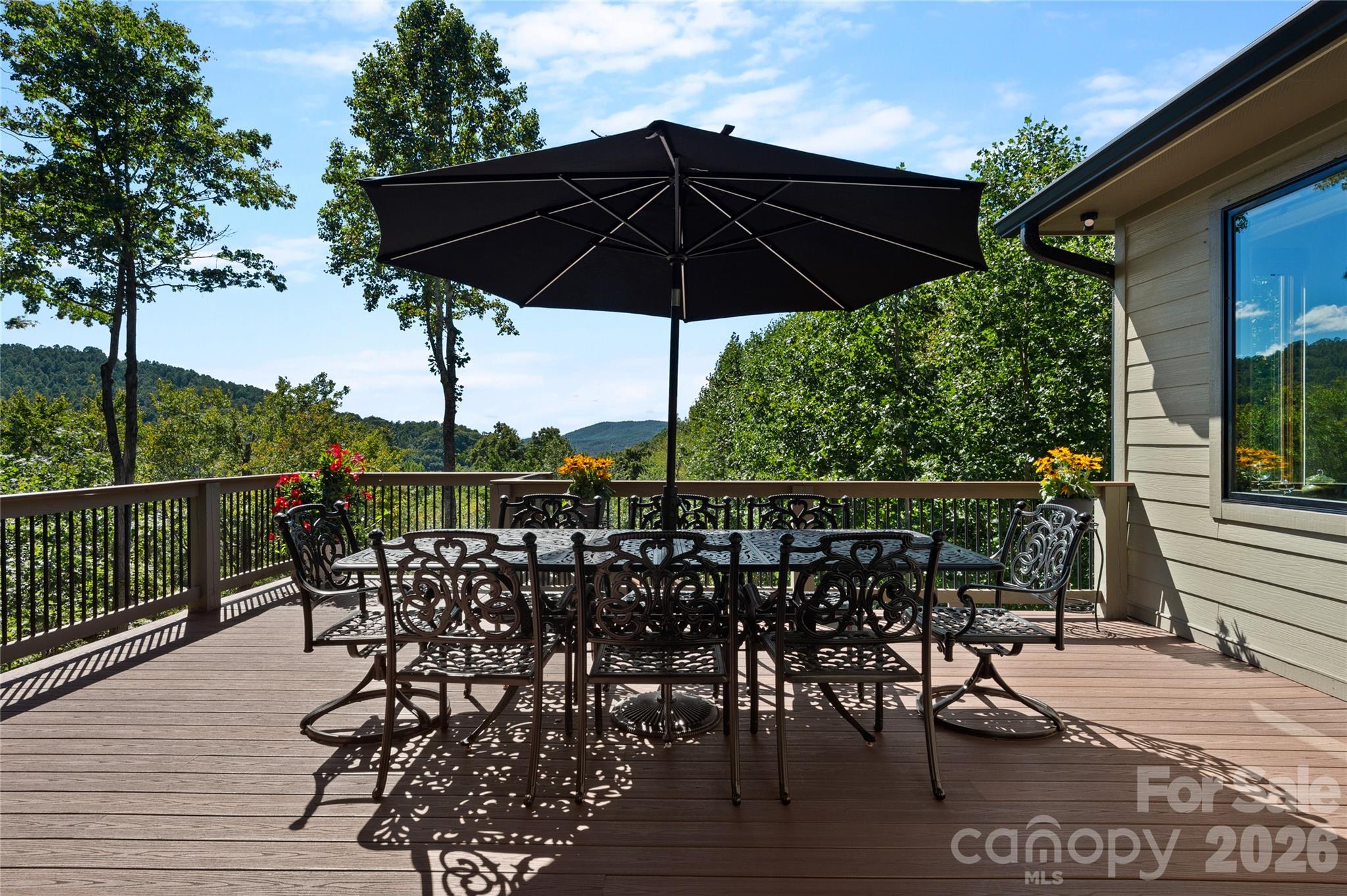 Single Family Residence at 945 Somersby Parkway, Hendersonville, photo 35 of 40