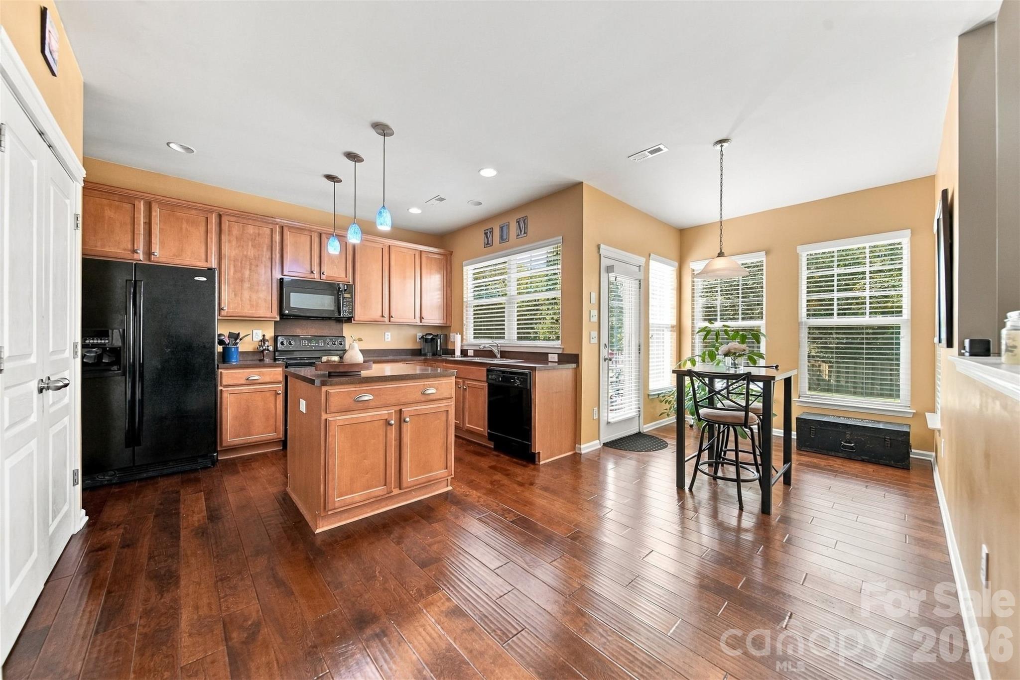 Single Family Residence at 4580 Triumph Drive SW, Concord, photo 13 of 44