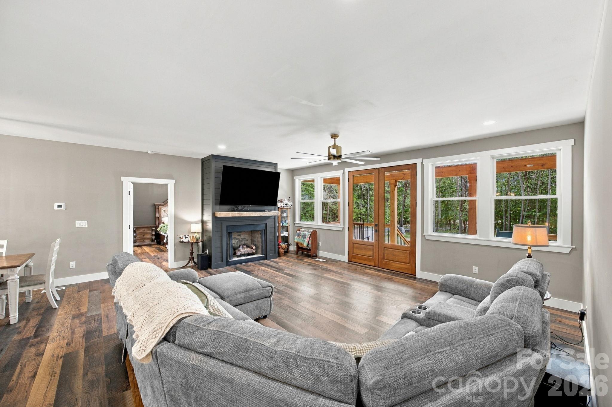 Single Family Residence at 1020 Rock Pond Lane, Salisbury, photo 5 of 48