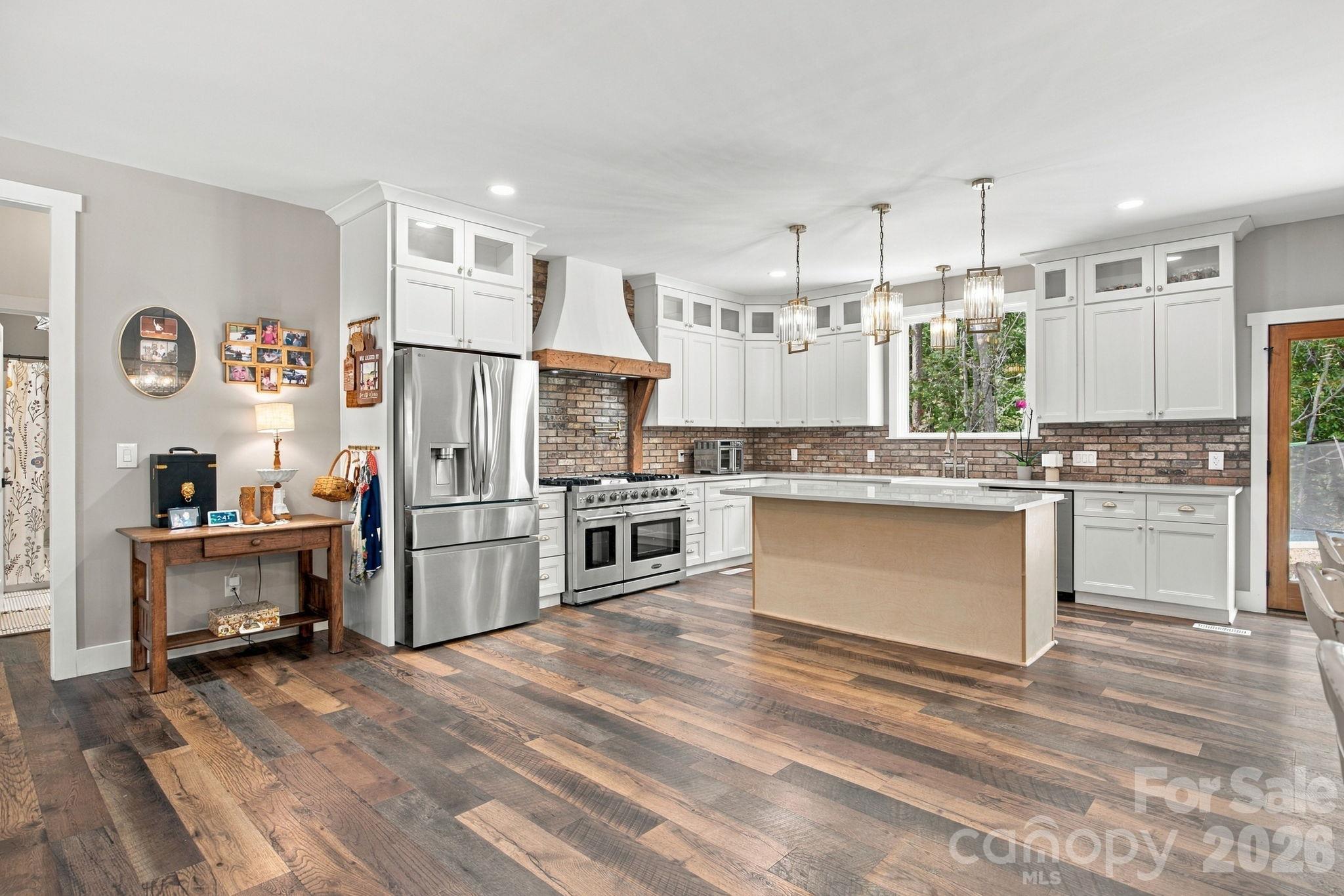 Single Family Residence at 1020 Rock Pond Lane, Salisbury, photo 12 of 48