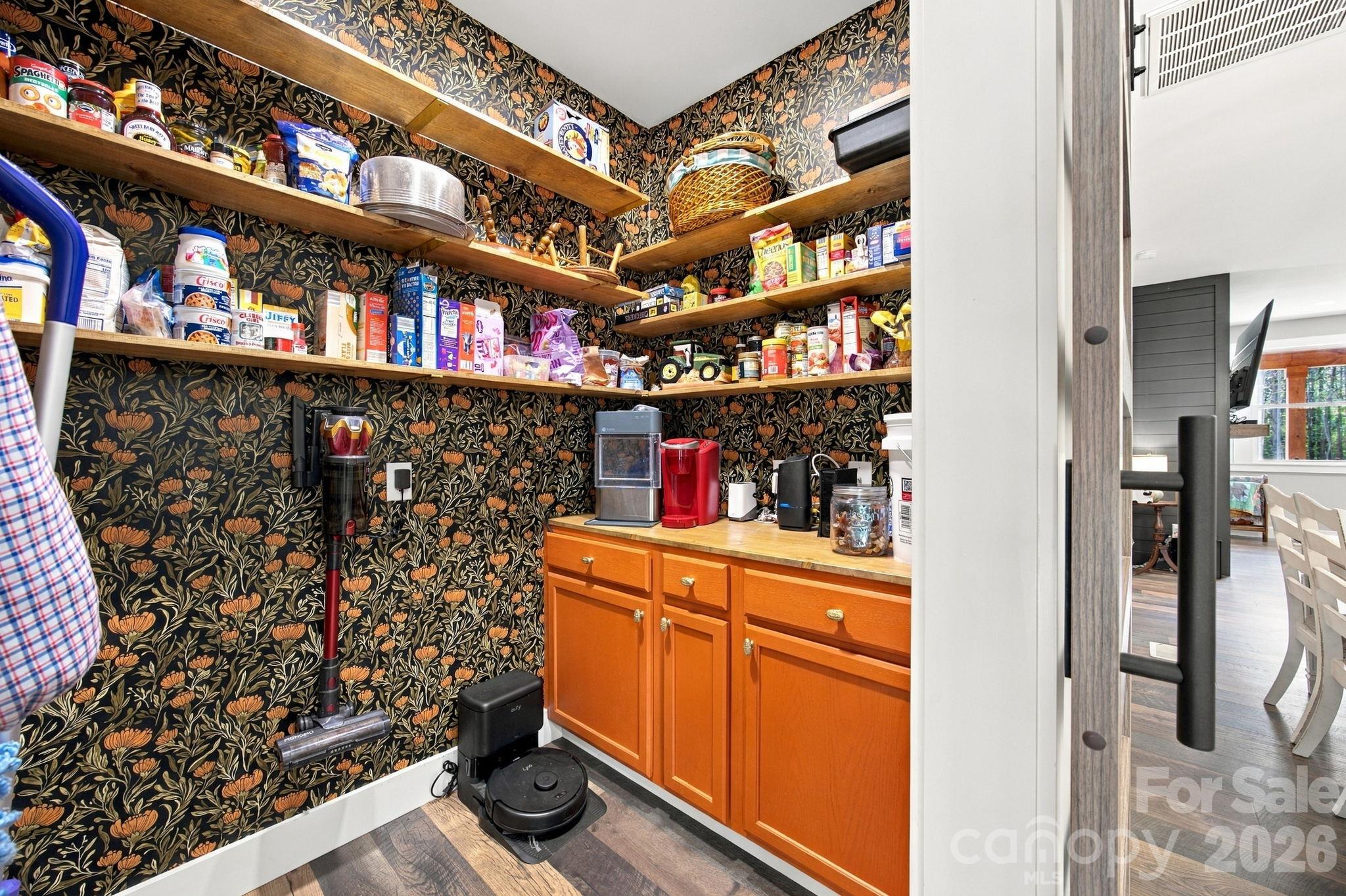Walk in pantry - 1020 Rock Pond Lane, Salisbury