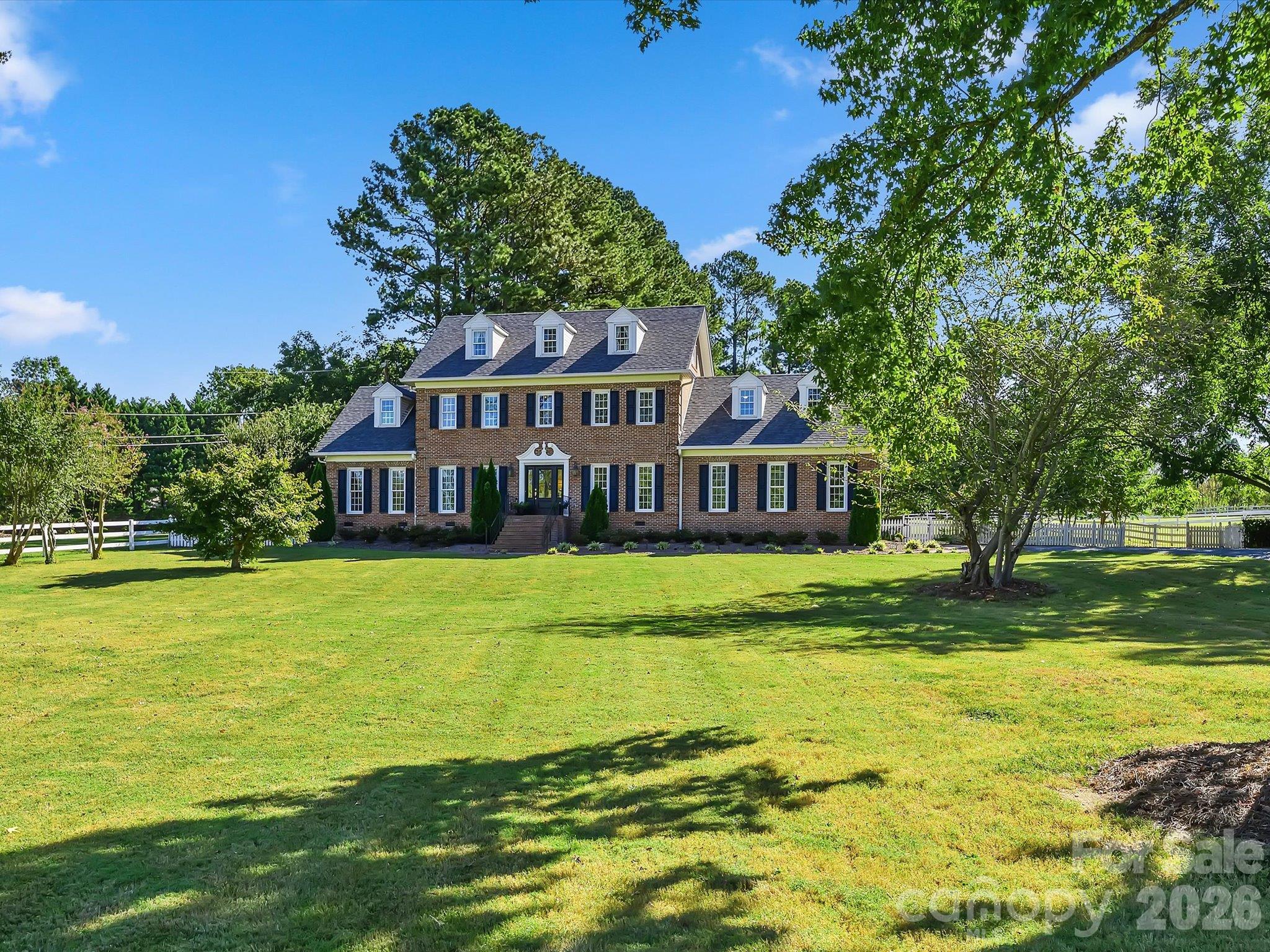 Single Family Residence at 11215 Idlewild Road, Mint Hill, photo 40 of 46