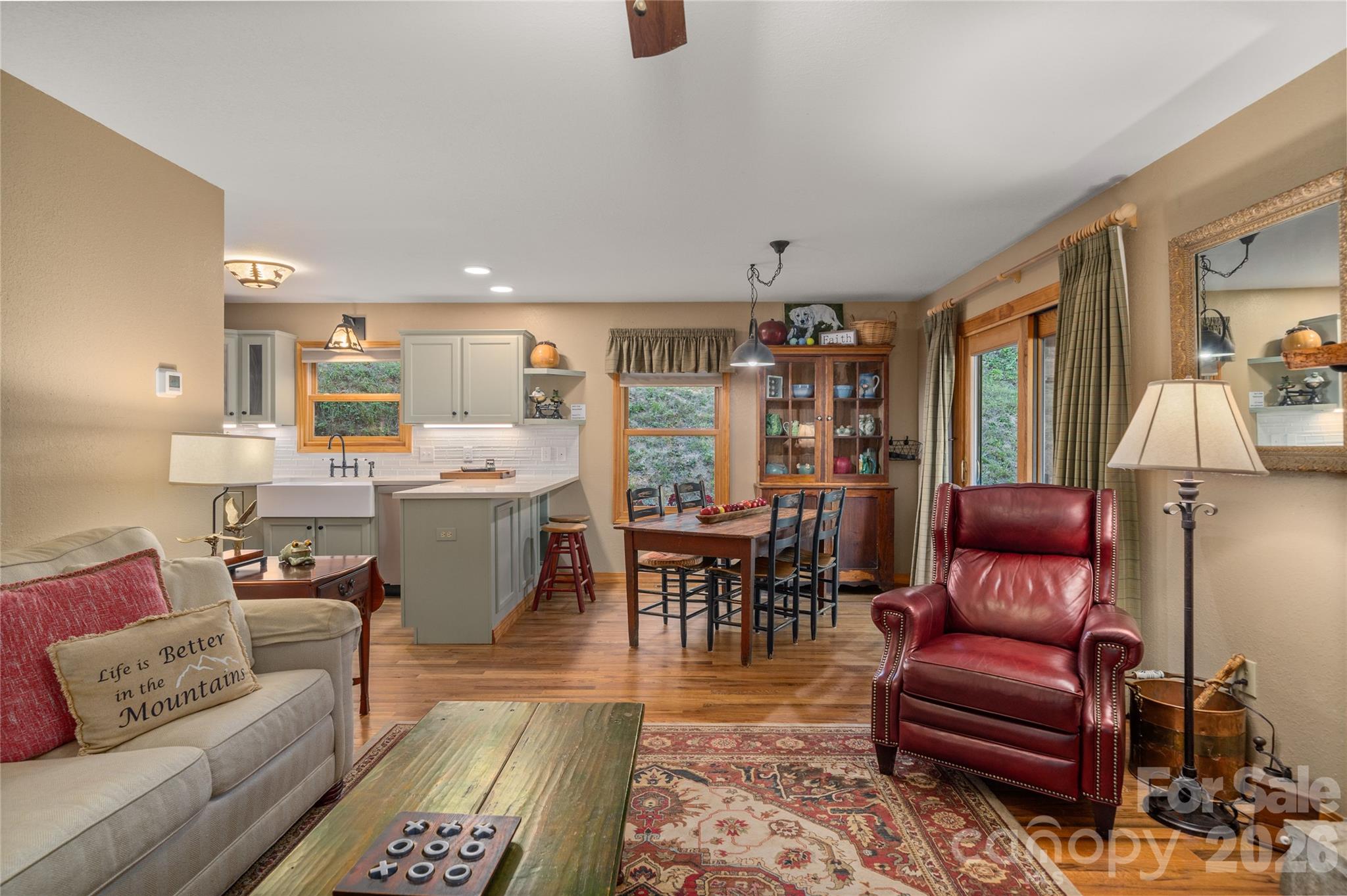 Single Family Residence at 28 Froggy Bottom Trail, Canton, photo 14 of 48