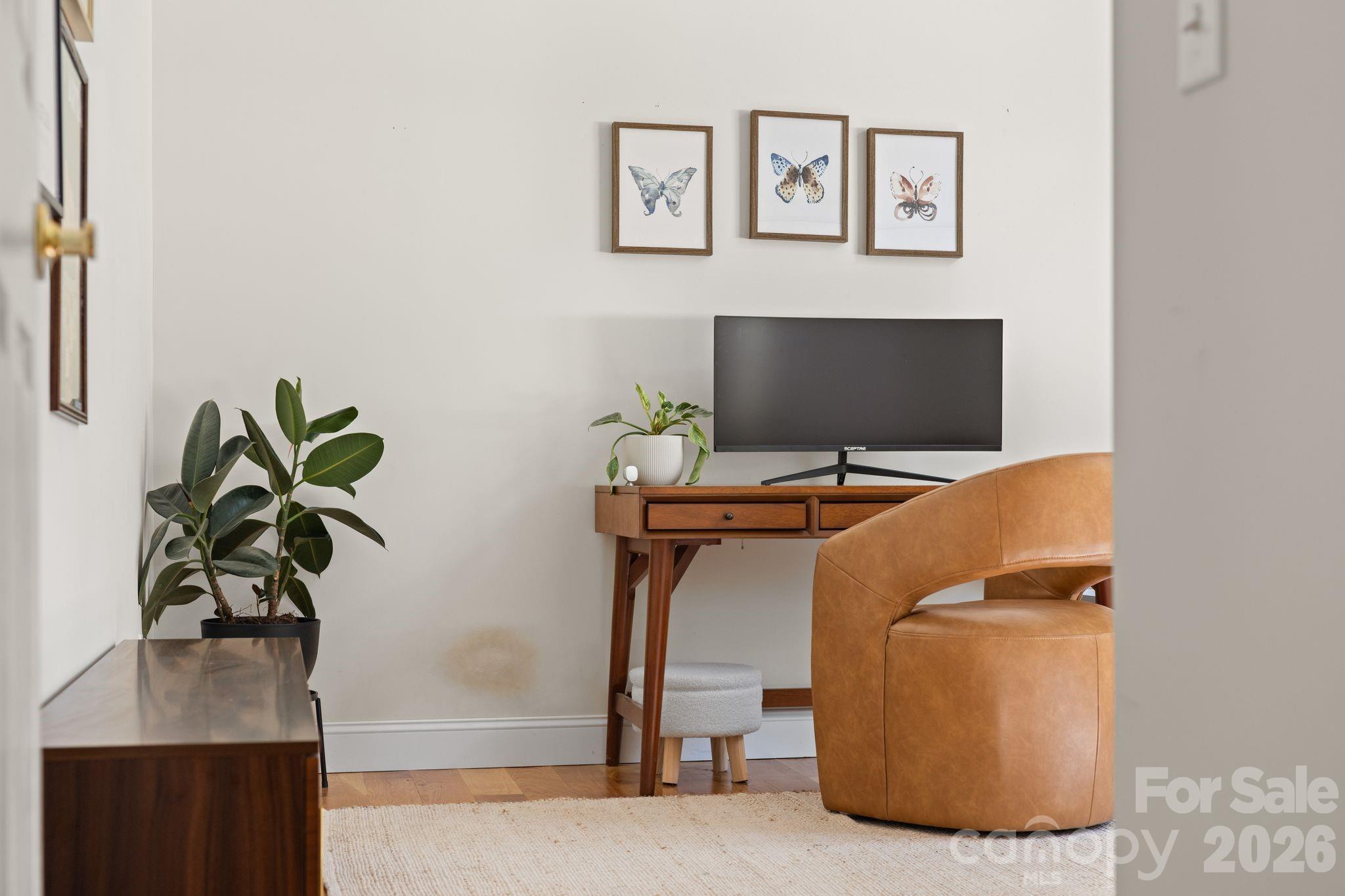 The perfect home office space - 113 Laura Trace, Hendersonville