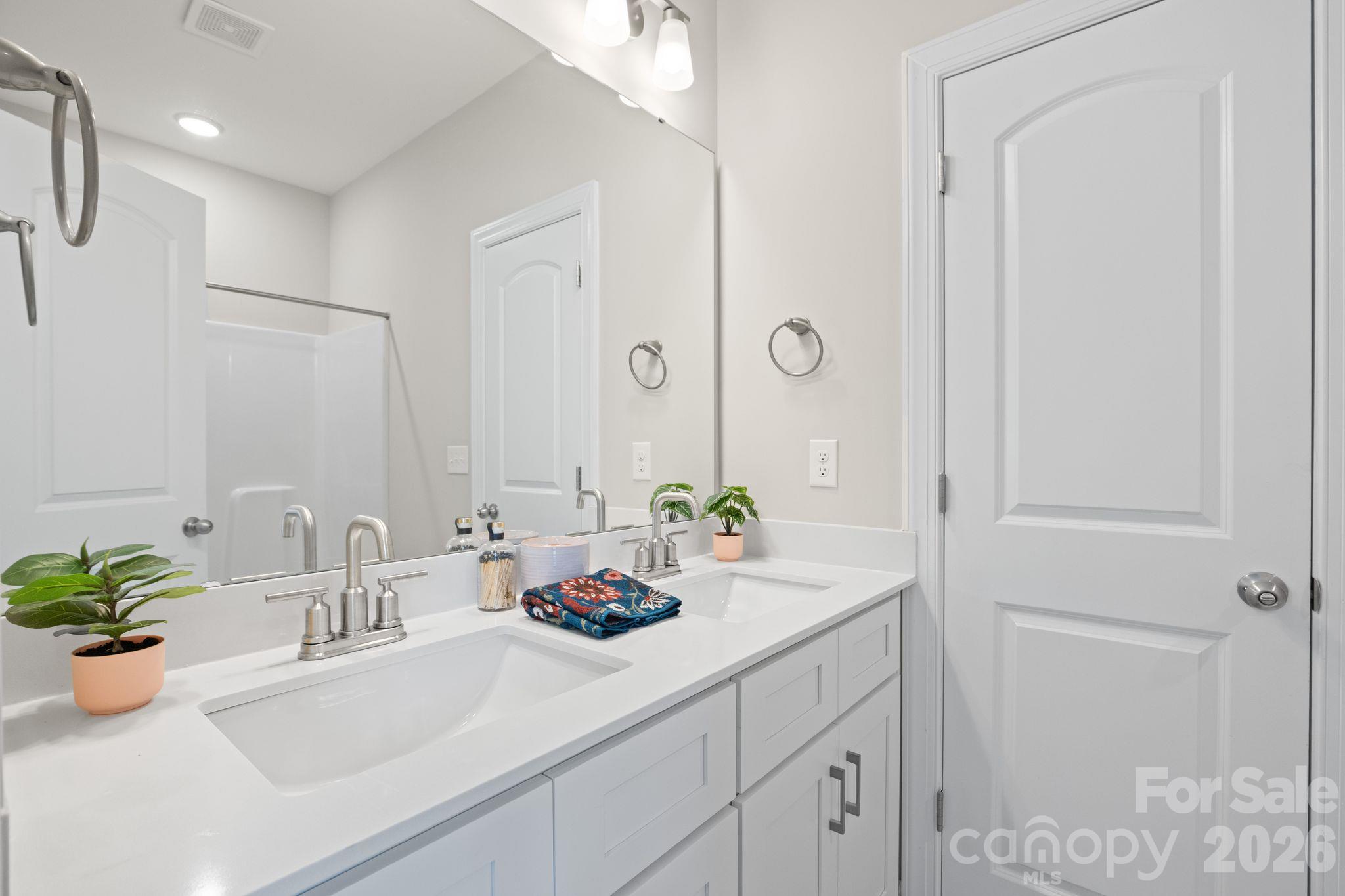 Townhouse at 57 Walnut Springs Drive, Asheville, photo 26 of 34