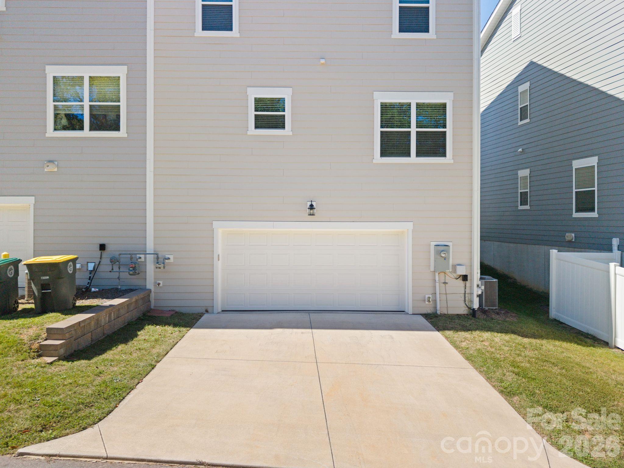 Townhouse at 57 Walnut Springs Drive, Asheville, photo 30 of 34