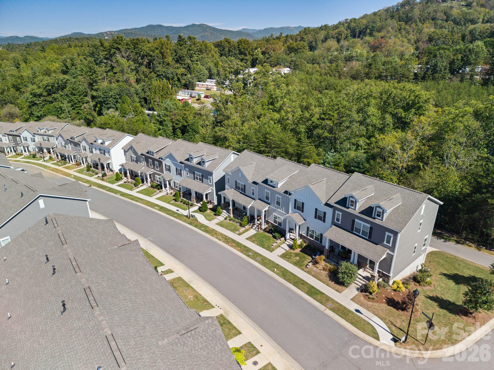 Townhouse at 57 Walnut Springs Drive, Asheville, photo 31 of 34