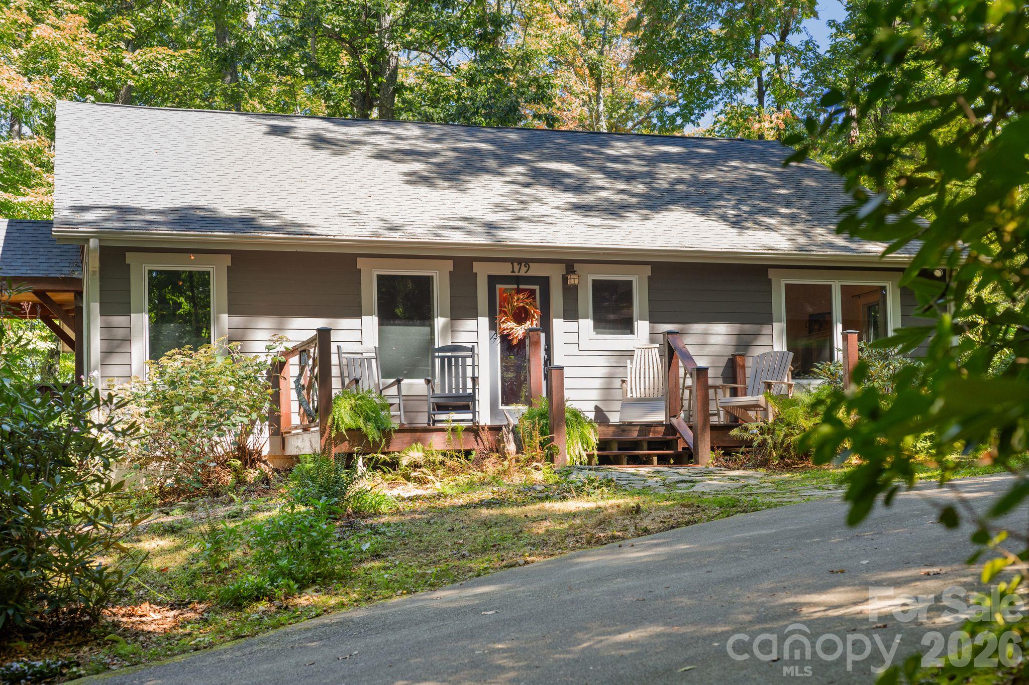 Single Family Residence at 179 Woodlyn Etch Drive, Hendersonville, photo 27 of 27