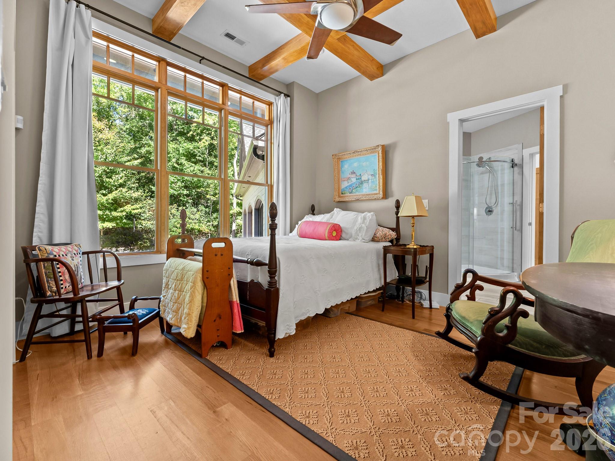 Front guest bedroom can also be an office - 359 New Castle Road, Brevard