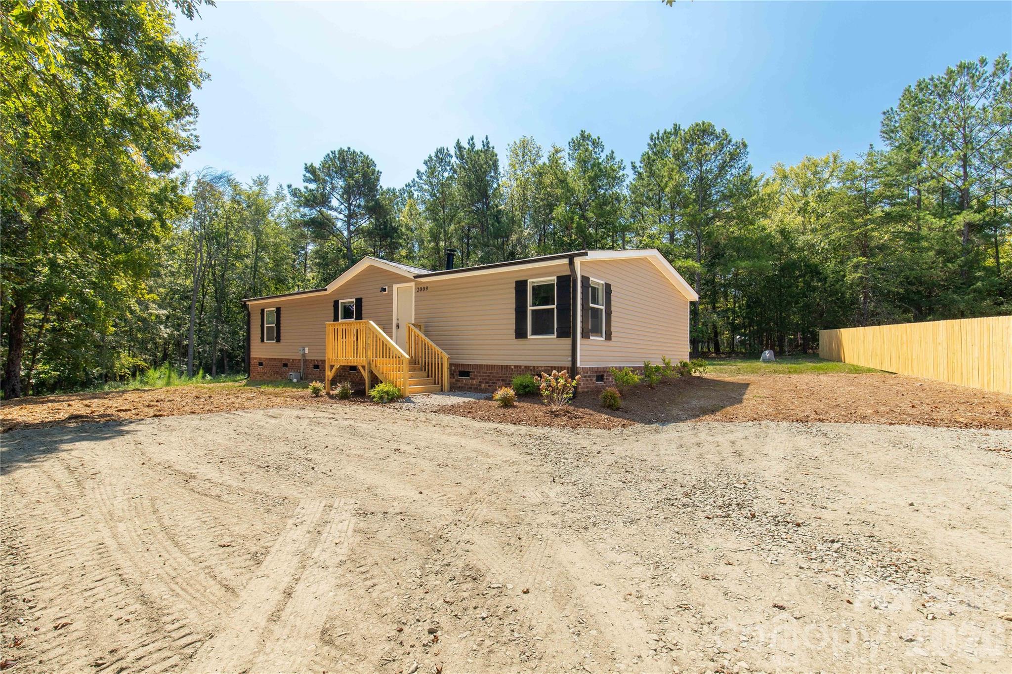2009 Sugar Hill Road