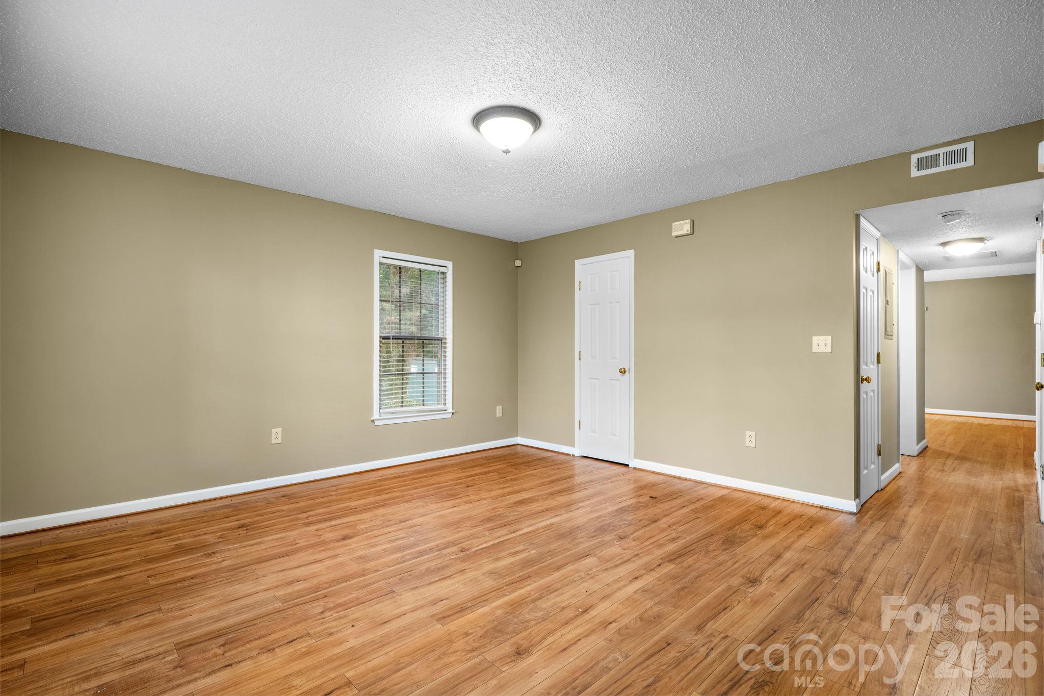 Townhouse at 2433 1st Street NW, Hickory, photo 4 of 28