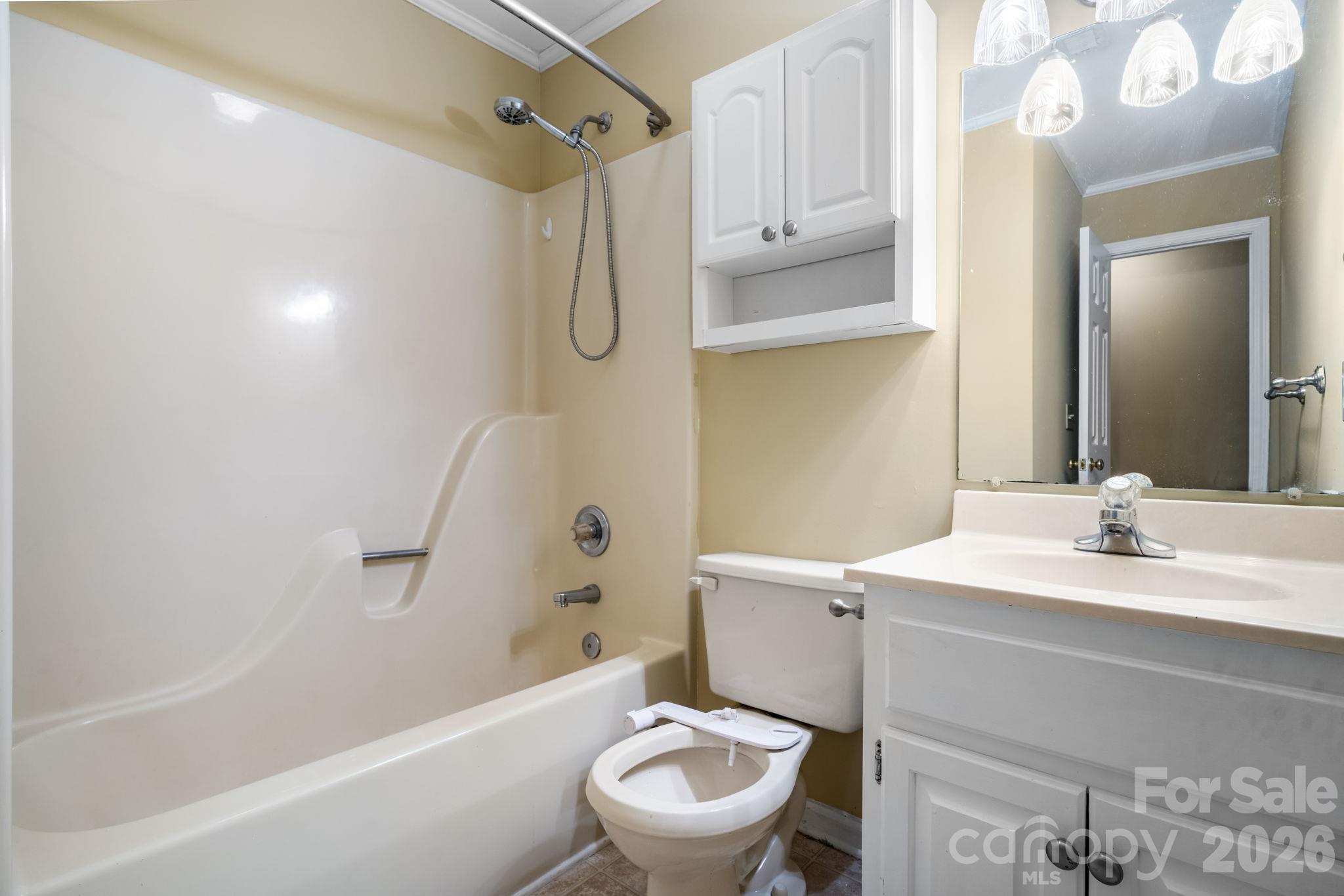 Townhouse at 2433 1st Street NW, Hickory, photo 17 of 28