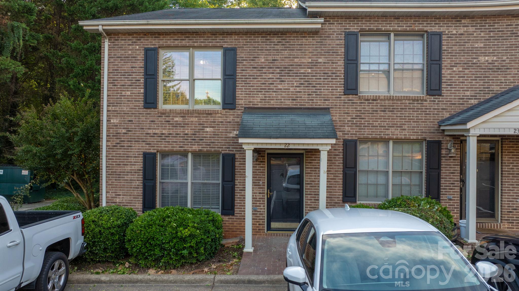 Townhouse at 2433 1st Street NW, Hickory, photo 20 of 28