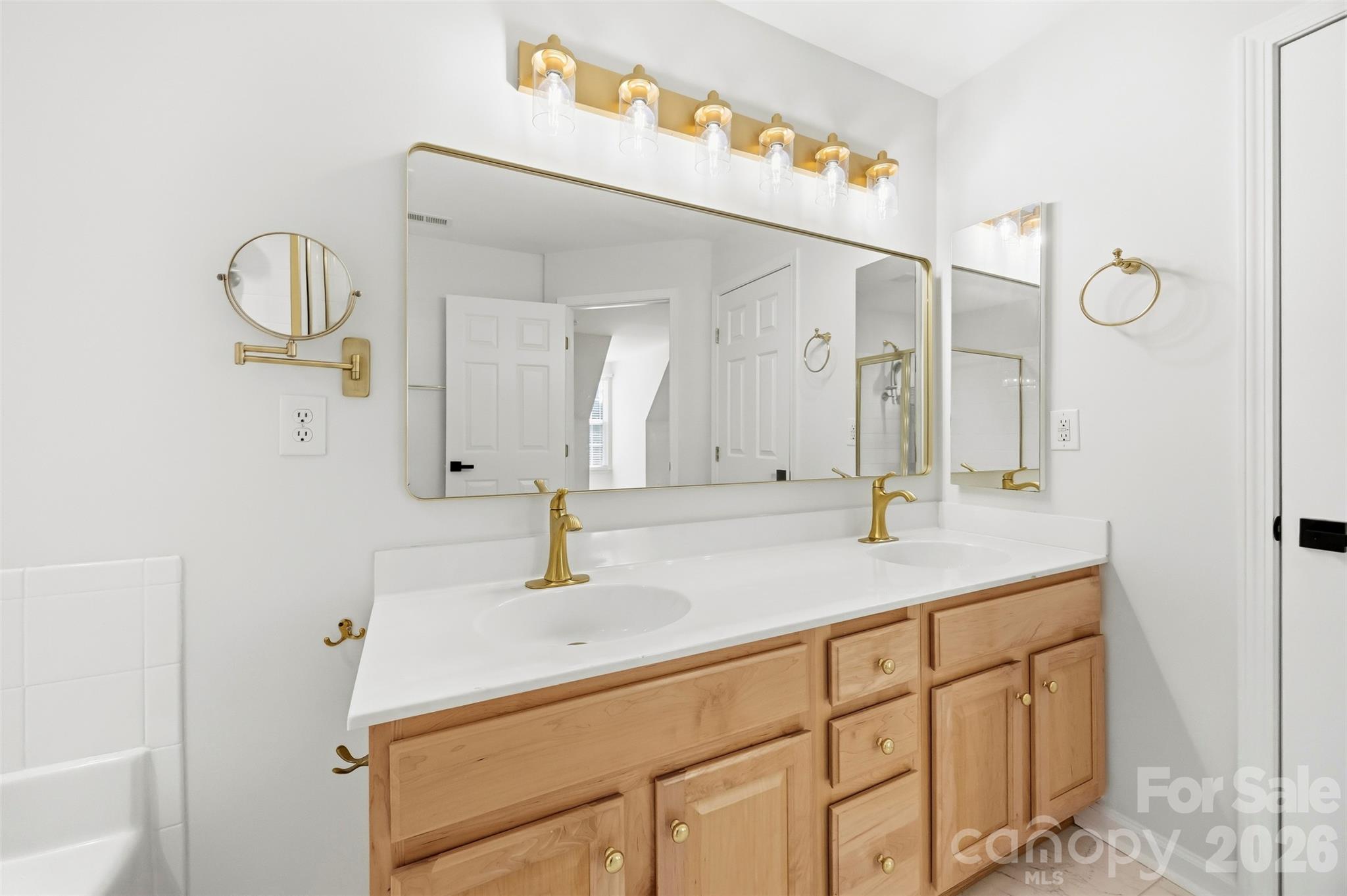 Townhouse at 14569 Greenpoint Lane, Huntersville, photo 29 of 47