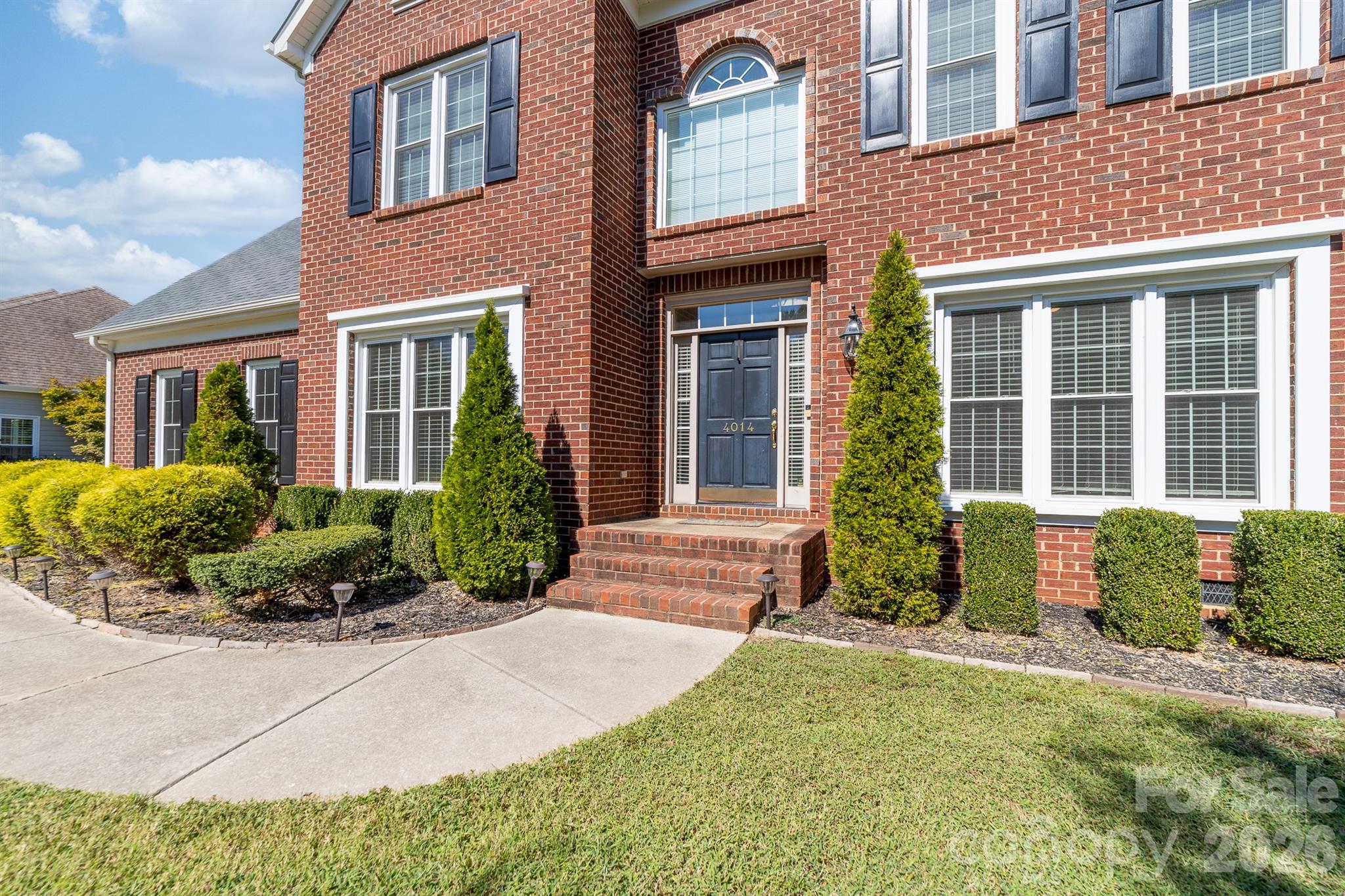Single Family Residence at 4014 Belle Meade Circle, Belmont, photo 2 of 45