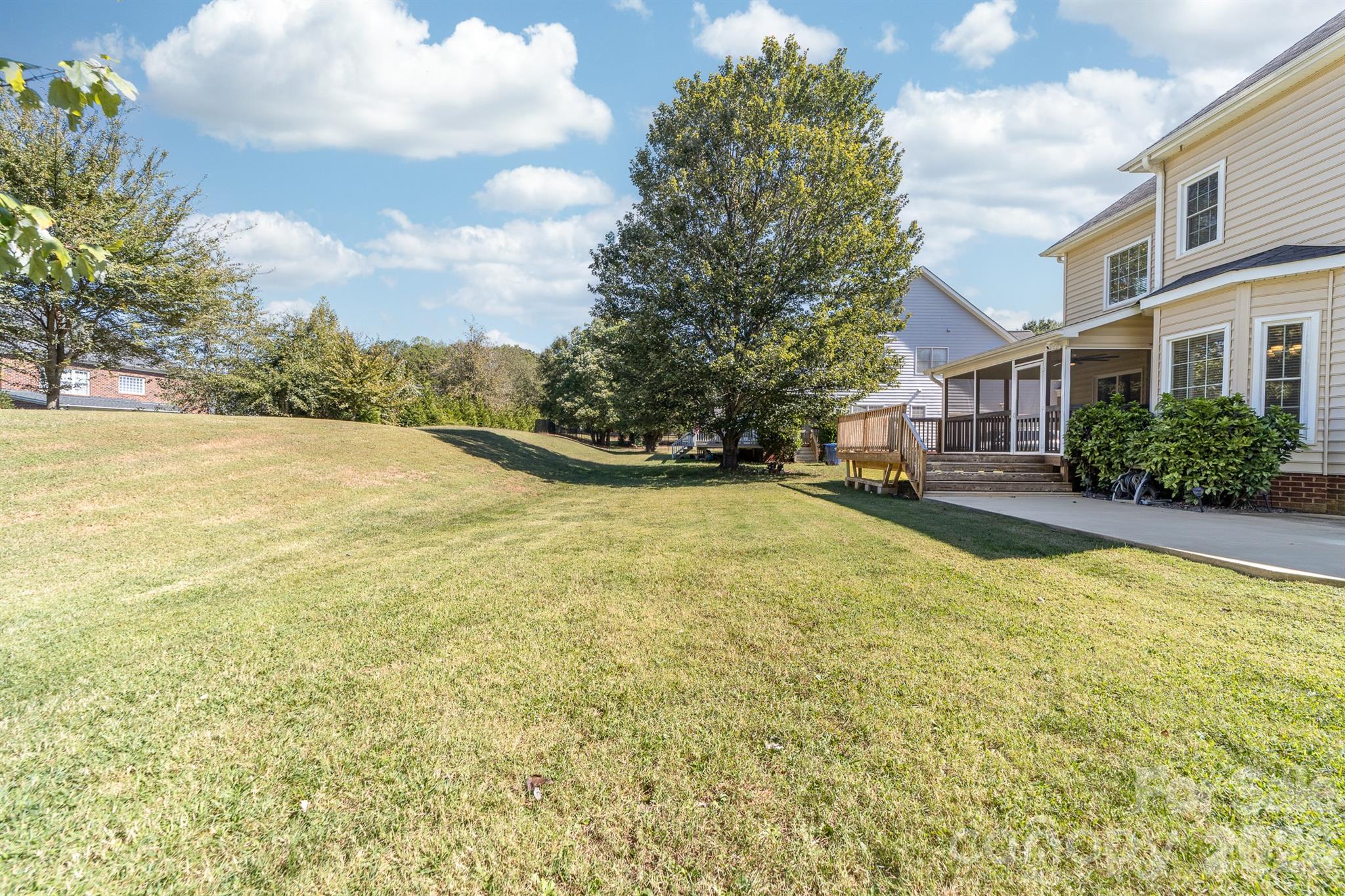 Single Family Residence at 4014 Belle Meade Circle, Belmont, photo 6 of 45