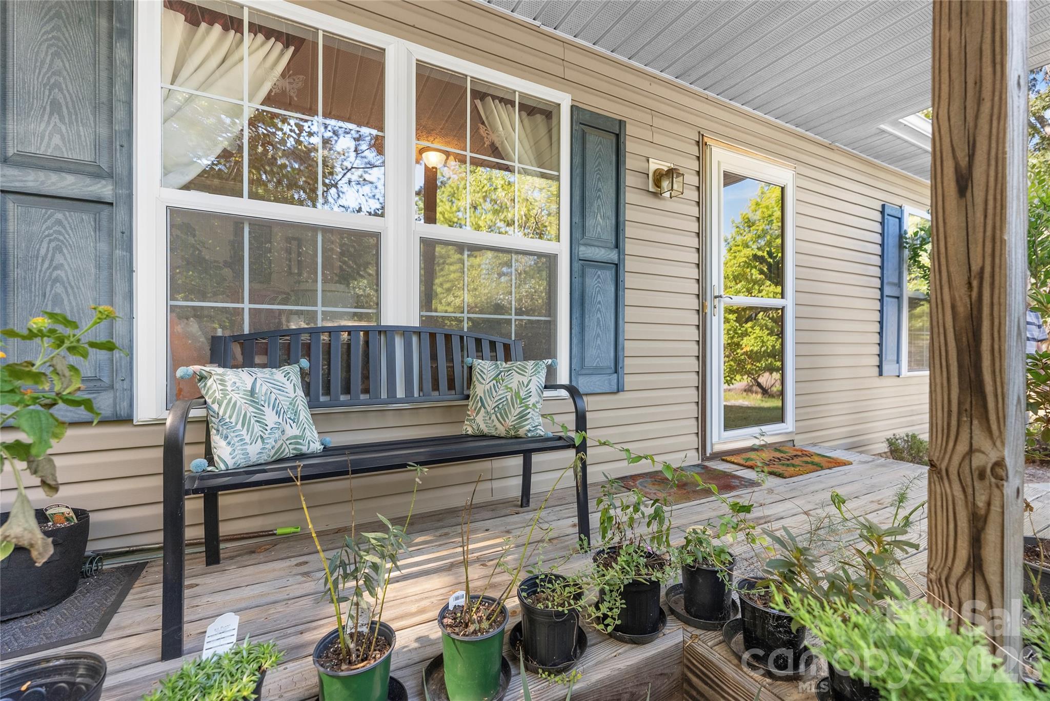 Single Family Residence at 40 Rocking Porch Lane, Asheville, photo 5 of 32