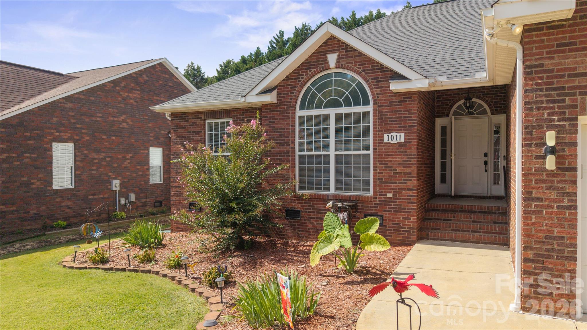 This beauty is close to everything. Nearby is Salisbury County Club, Rowan Regional Hosptial and Catawba College. - 1011 Overhill Road, Salisbury
