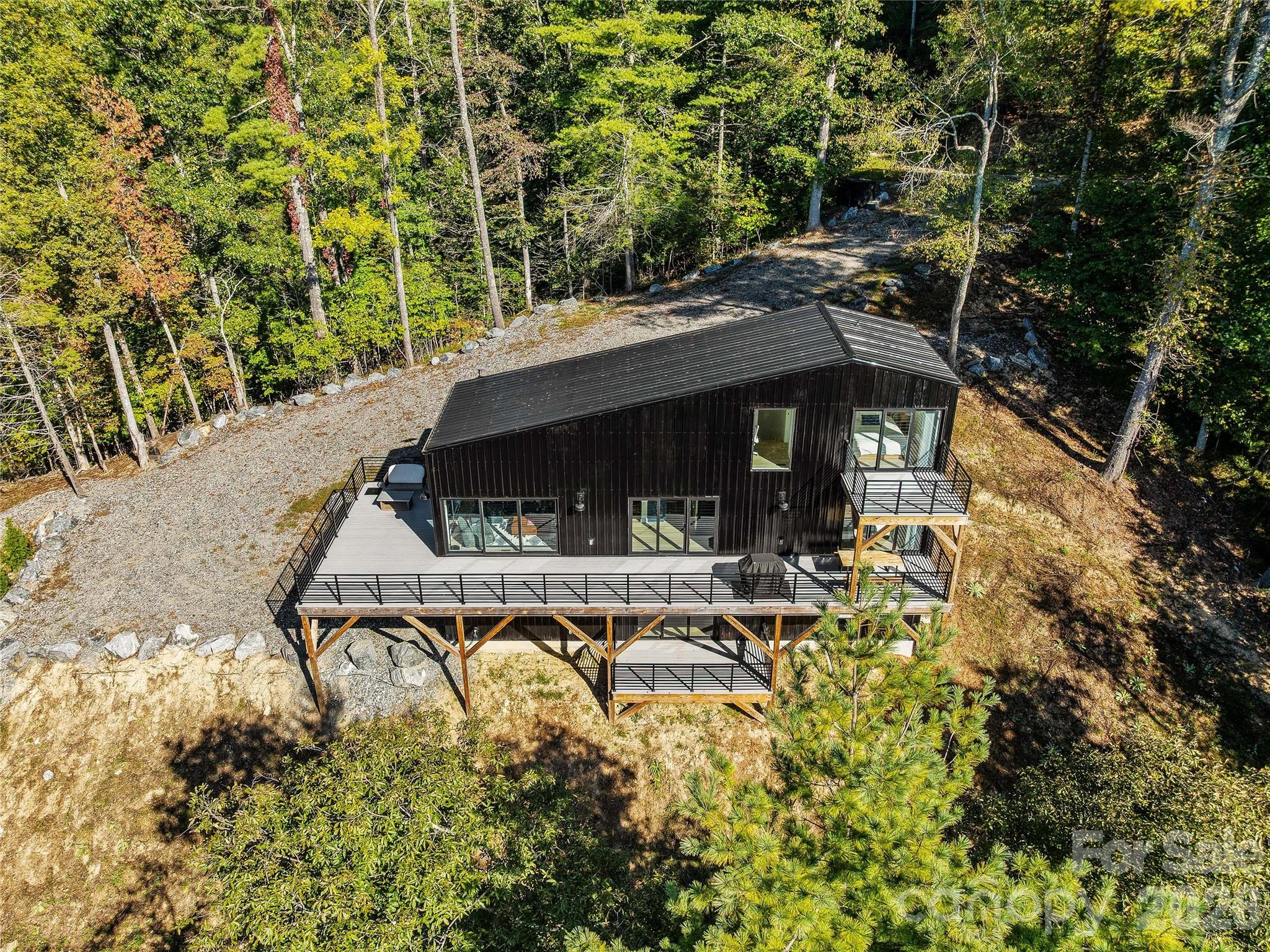 Single Family Residence at 700 Sunnyside Drive, Marshall, photo 30 of 35