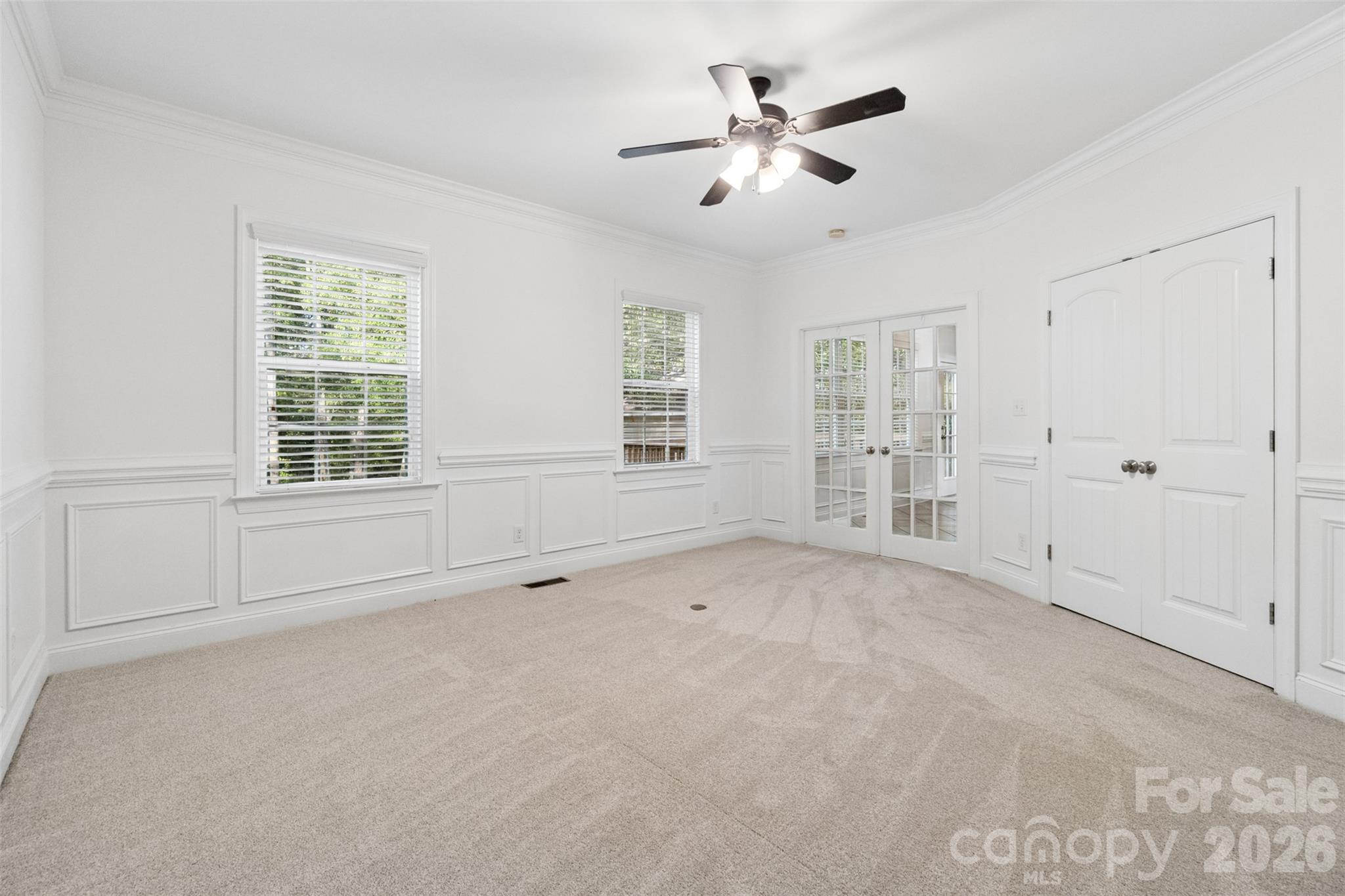 Flex space on Main Floor - 5316 Griffith Road, Monroe