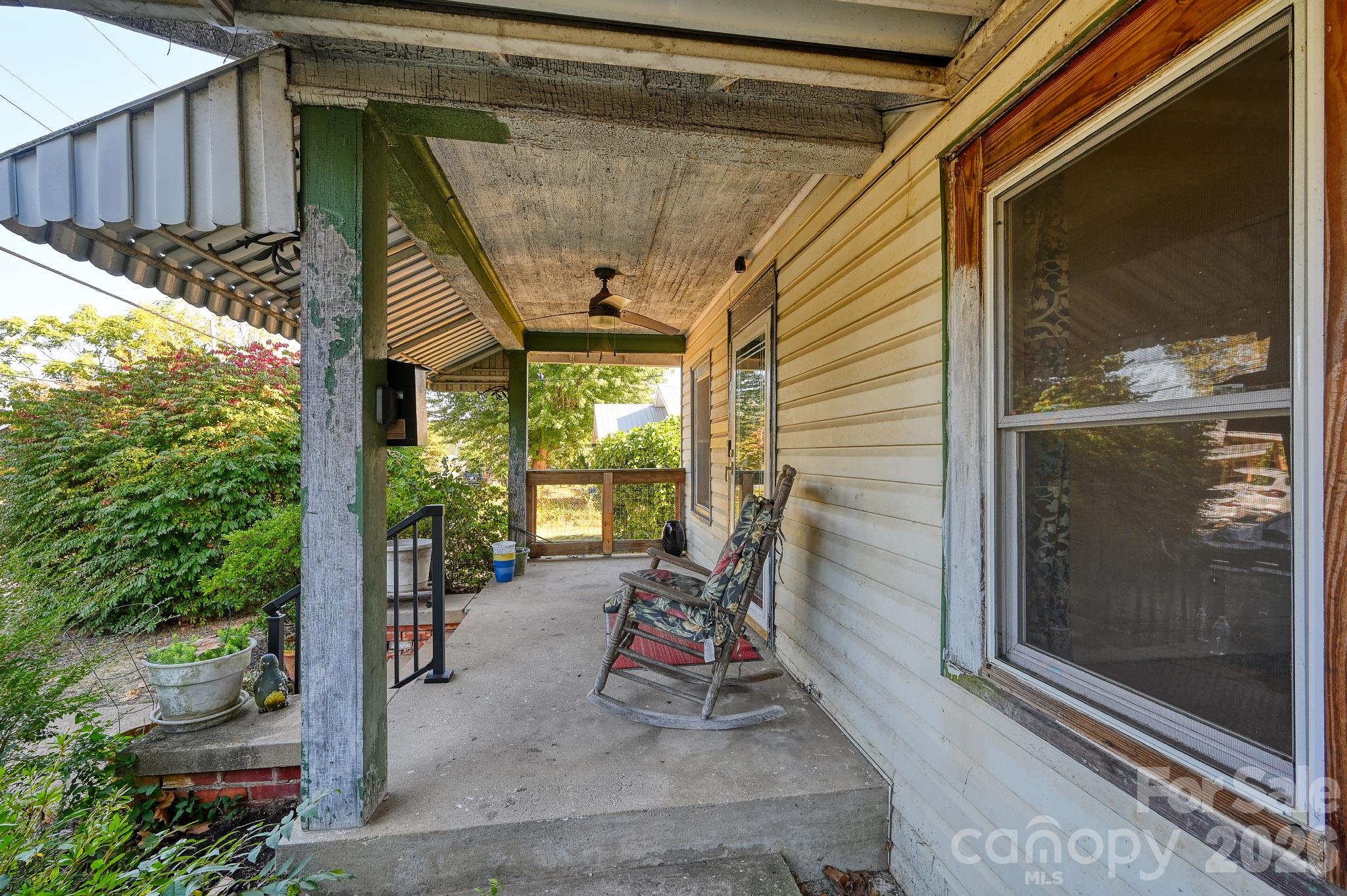 Single Family Residence at 194 Logan Avenue, Asheville, photo 21 of 36