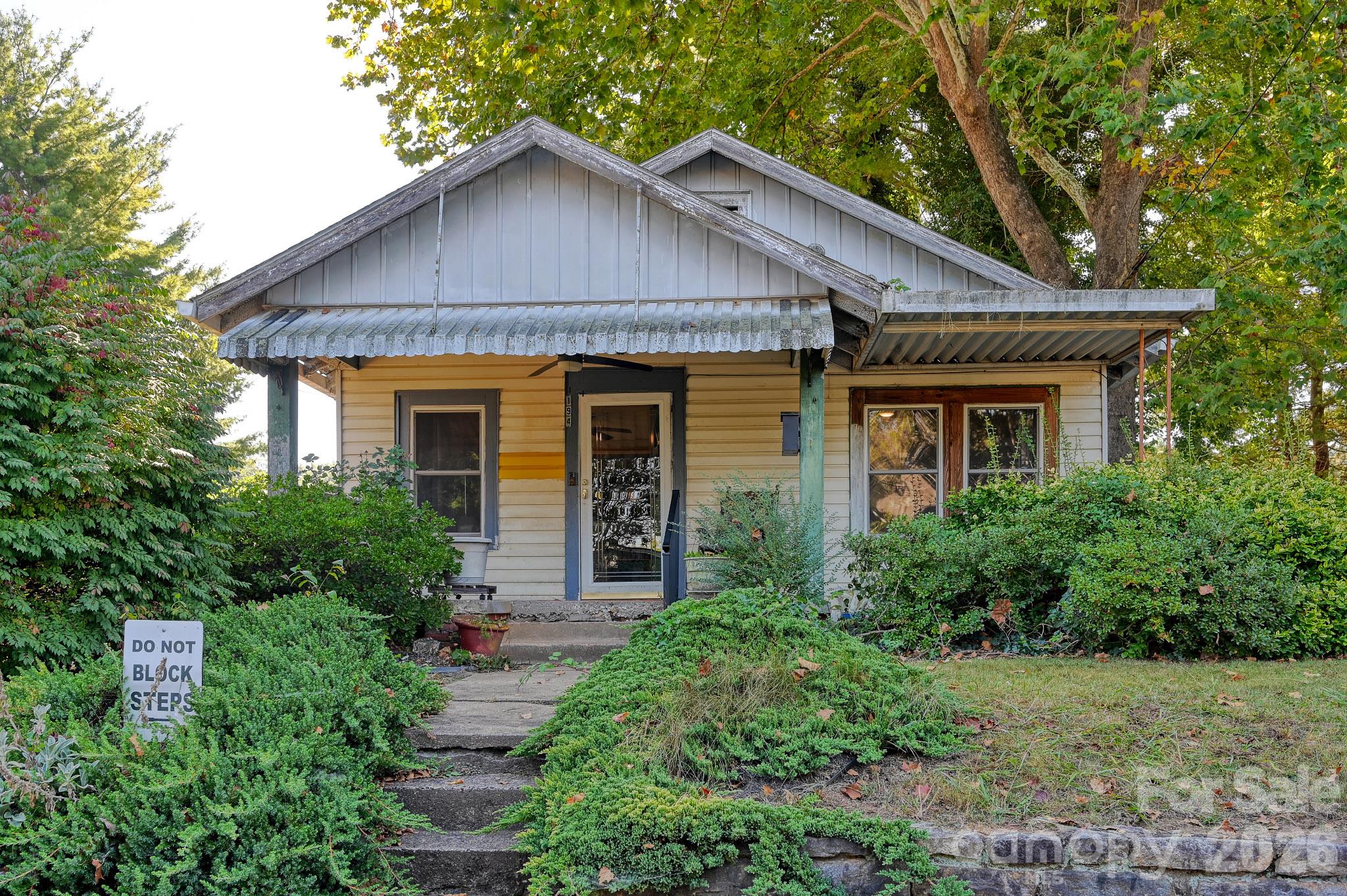Single Family Residence at 194 Logan Avenue, Asheville, photo 24 of 36