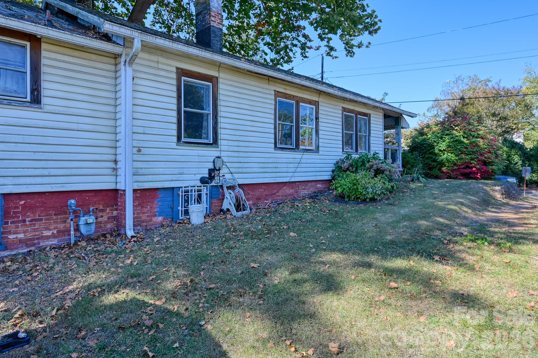 Single Family Residence at 194 Logan Avenue, Asheville, photo 26 of 36