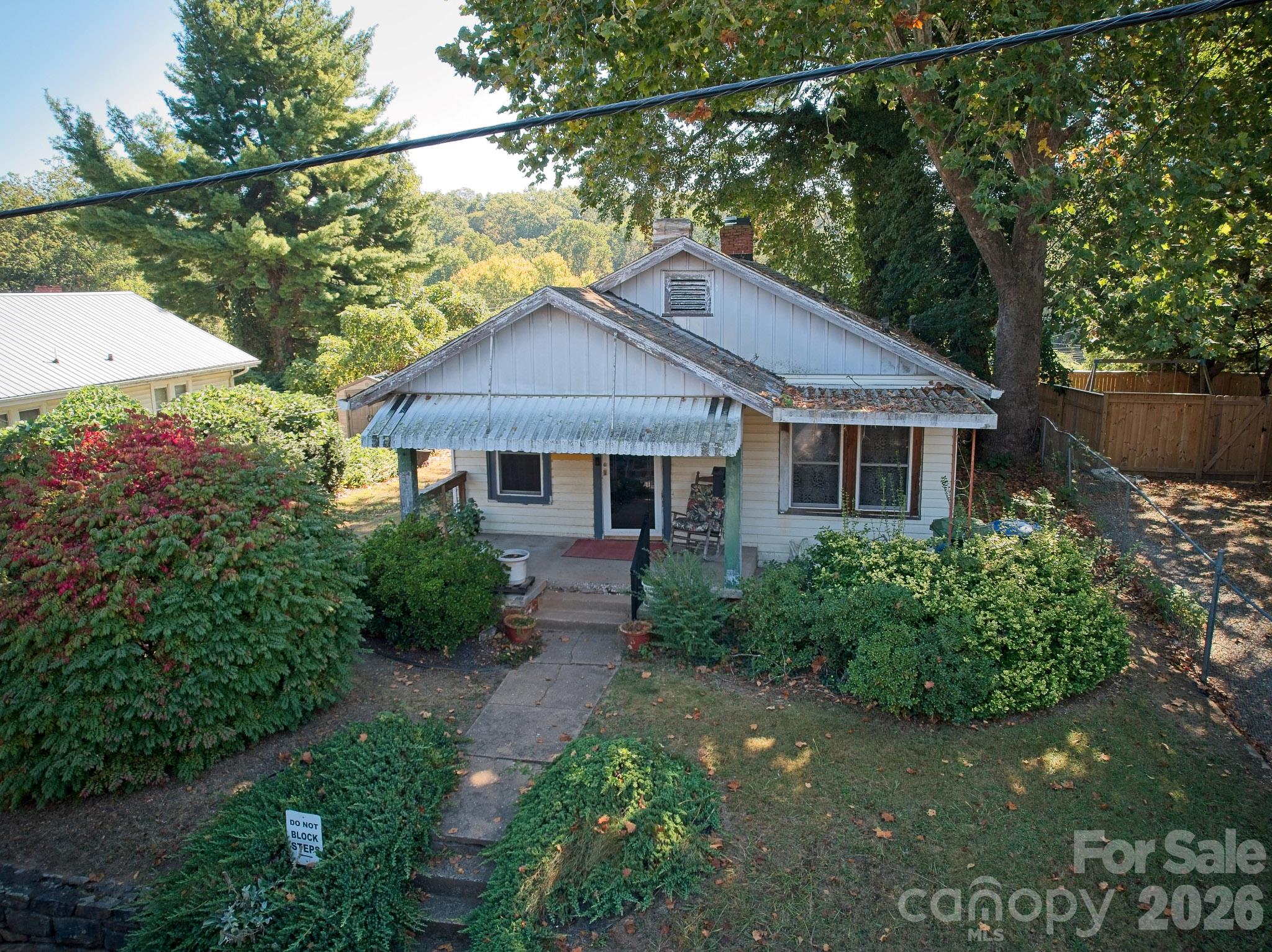 Single Family Residence at 194 Logan Avenue, Asheville, photo 28 of 36