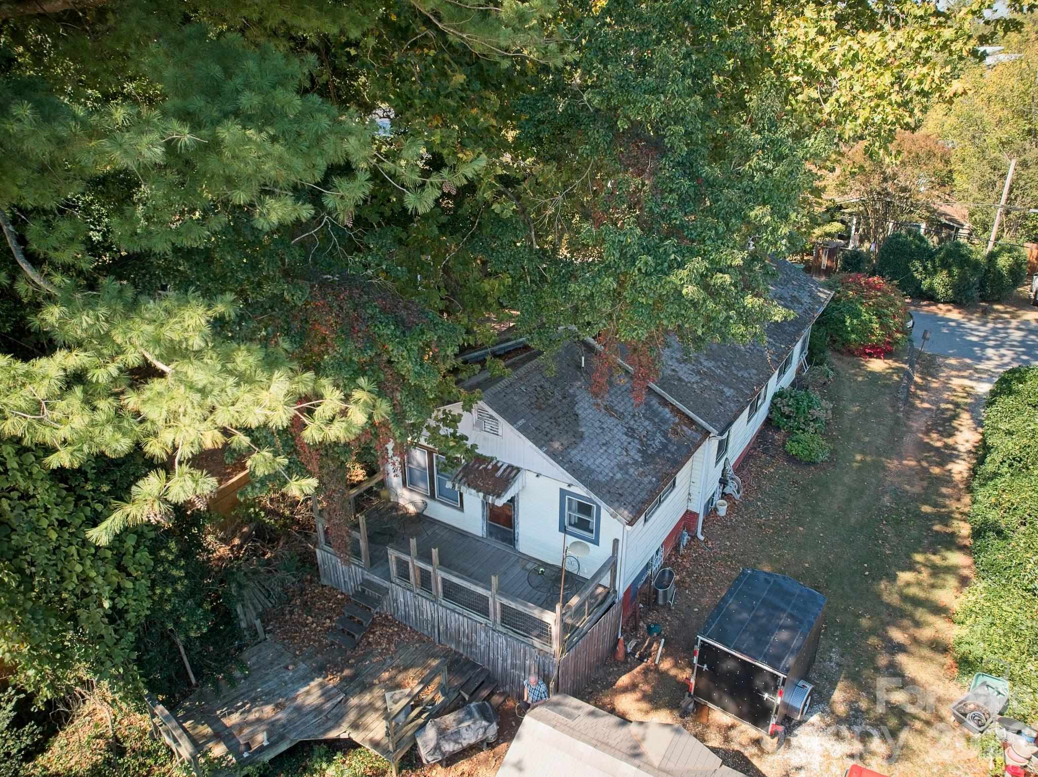 Single Family Residence at 194 Logan Avenue, Asheville, photo 30 of 36