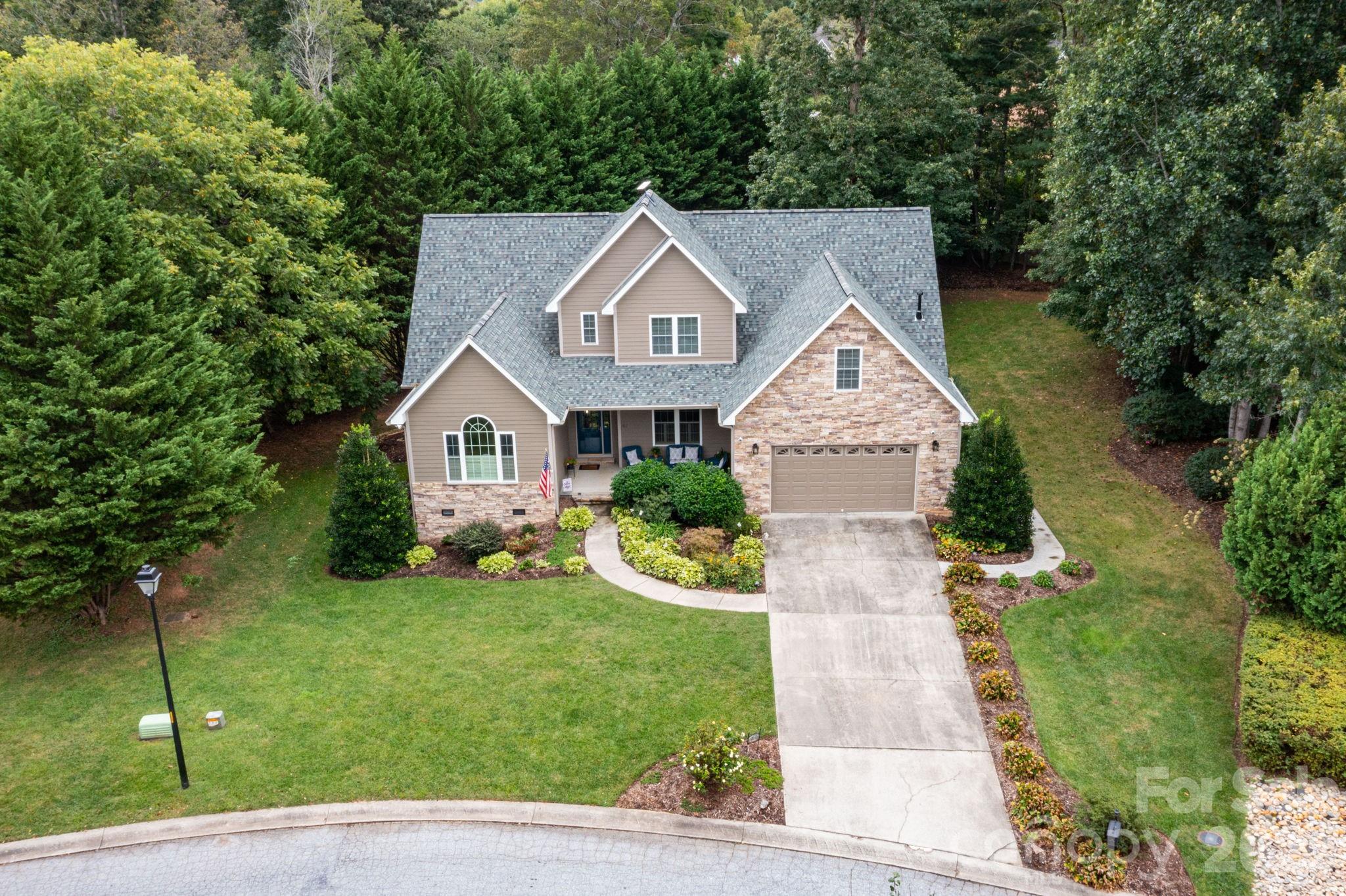Aerial Image - front of home - 47 Drakes Meadow Lane, Arden