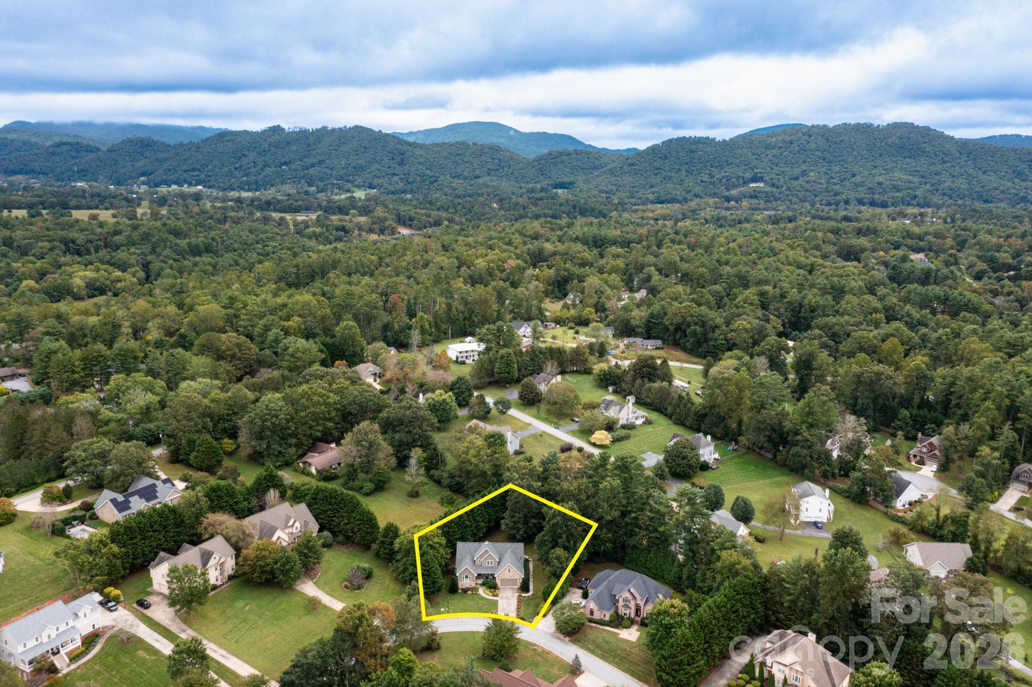 Aerial Image - approximate GIS lines - 47 Drakes Meadow Lane, Arden