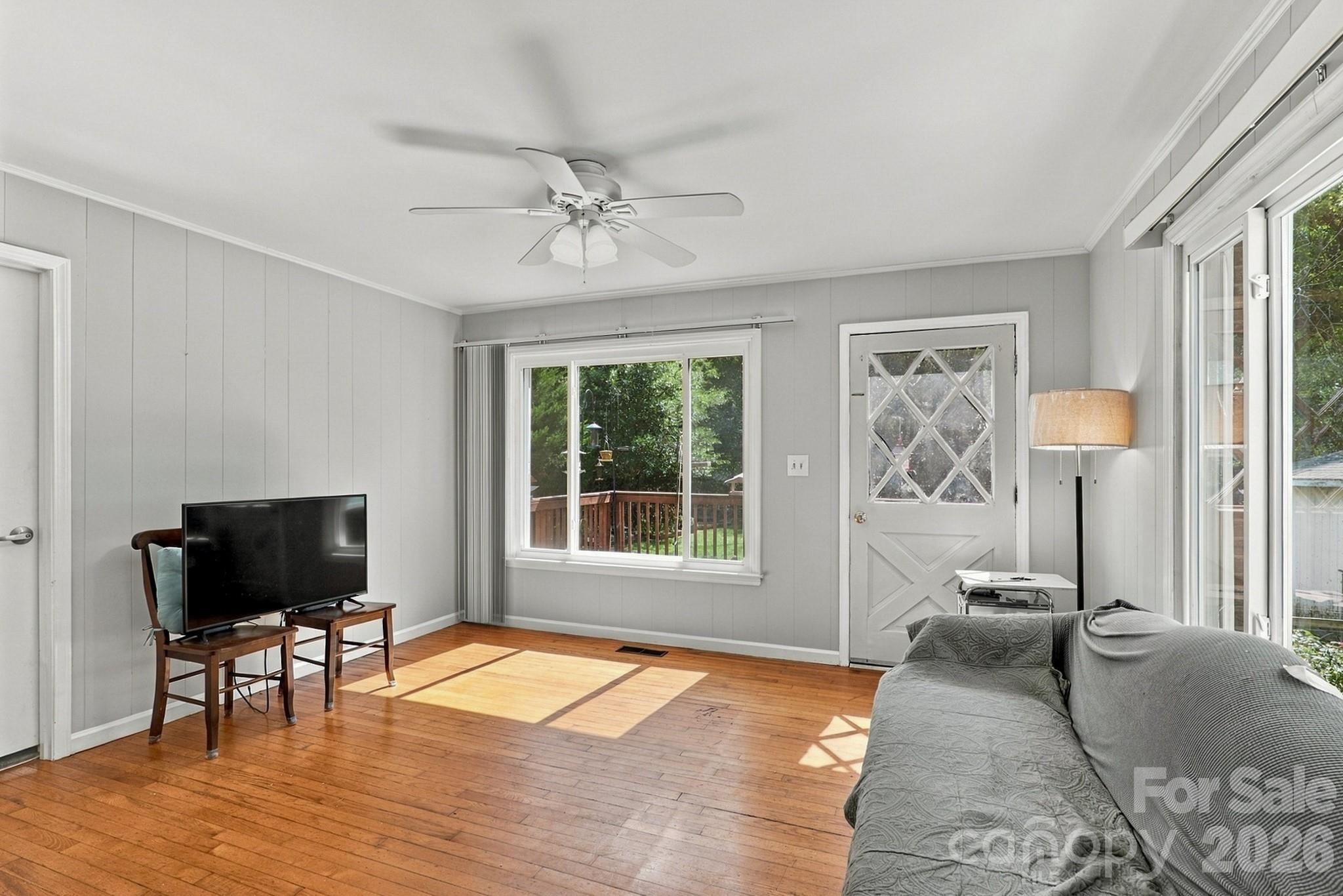 Single Family Residence at 2010 Pine Top Drive, Gastonia, photo 13 of 30