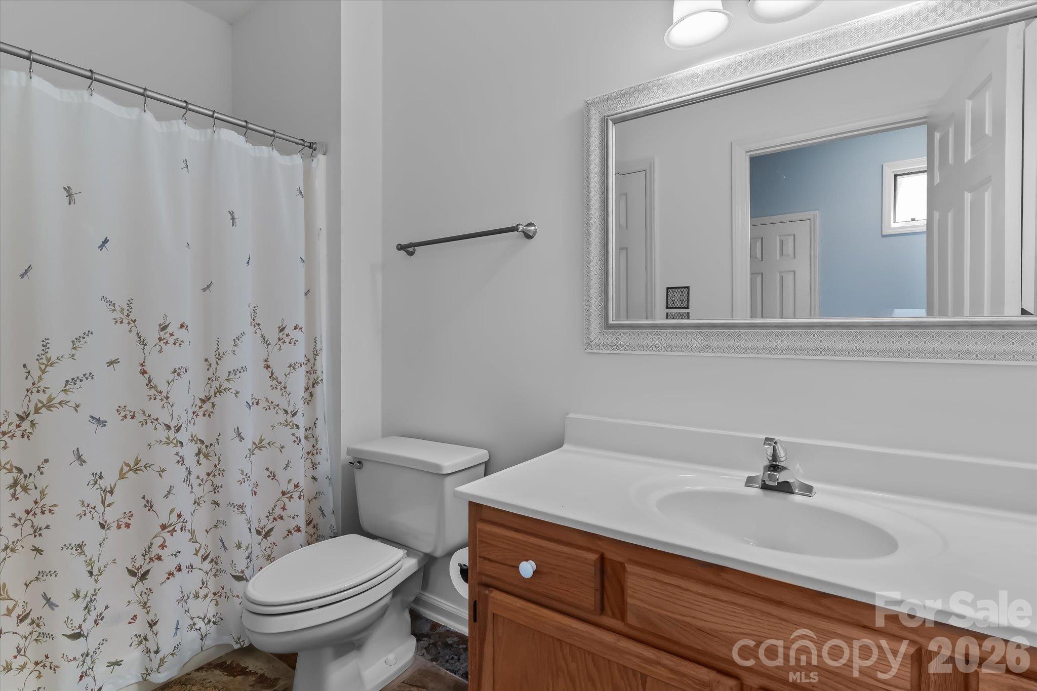Guest Bathroom - 19980 Oak Leaf Circle, Cornelius