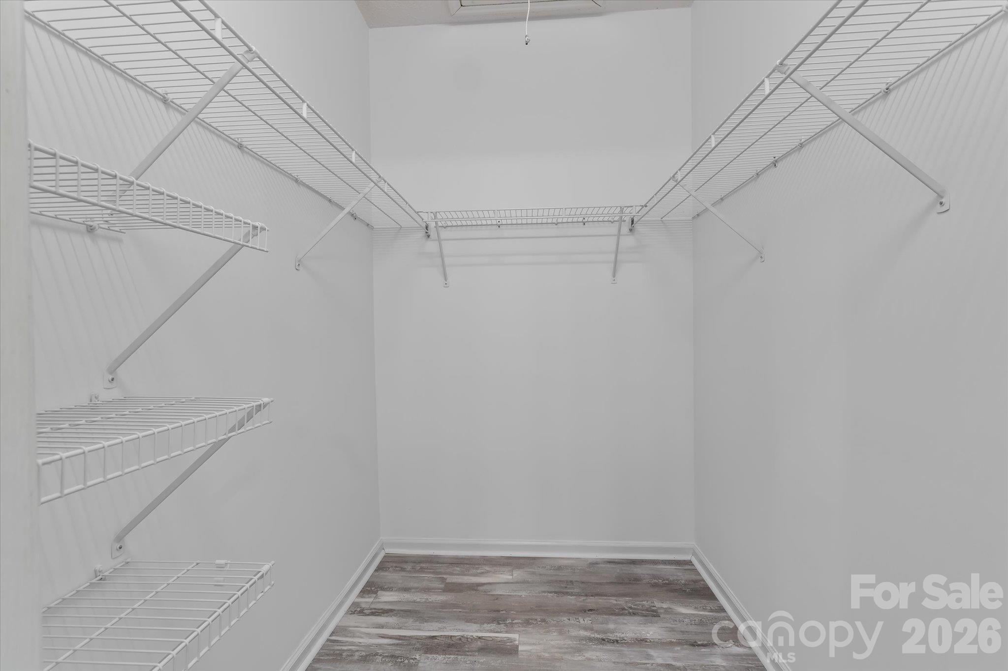 Walk in Closet - 19980 Oak Leaf Circle, Cornelius