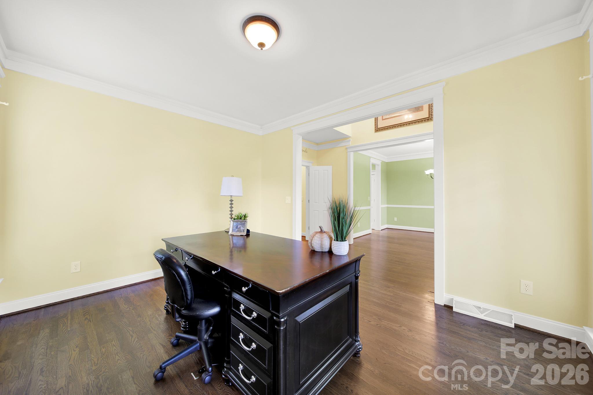 Single Family Residence at 1512 Calvin Hal Road, Lake Wylie, photo 5 of 34