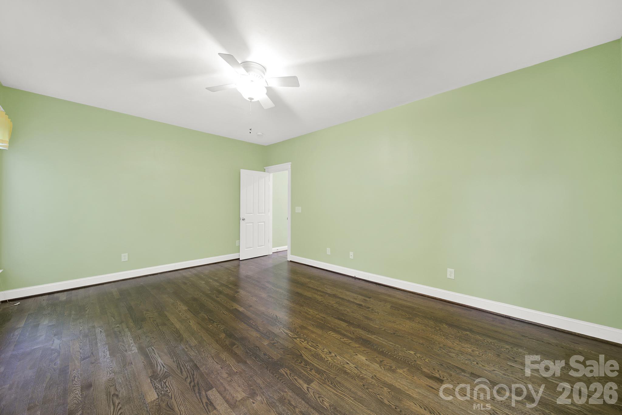 Primary on main - 1512 Calvin Hal Road, Lake Wylie