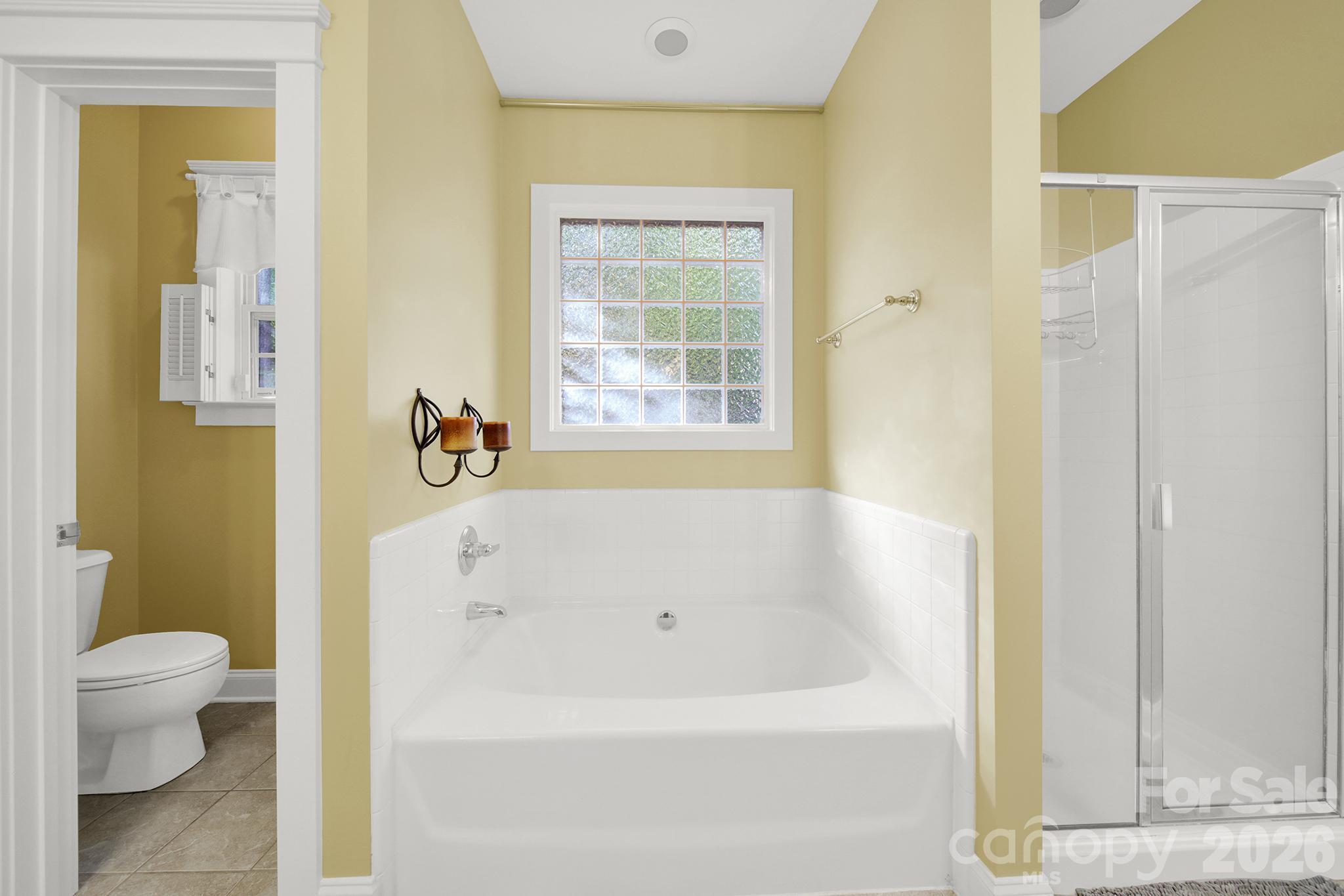 primary bath - 1512 Calvin Hal Road, Lake Wylie