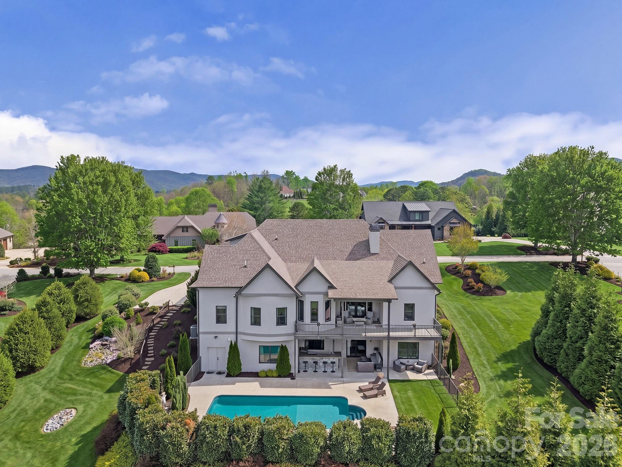 Luxury Green Built Home - 64 Water Hill Way, Fletcher