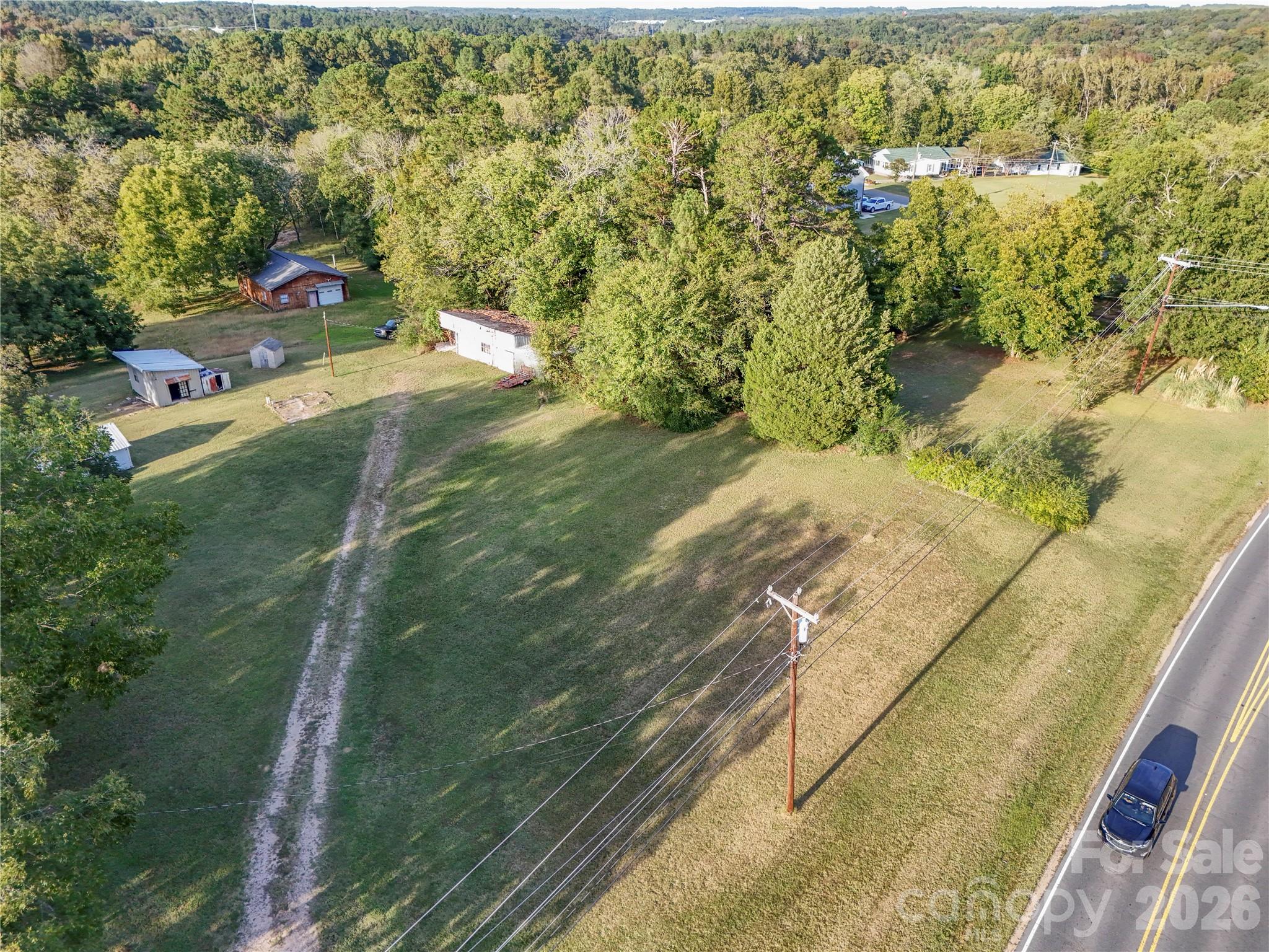 Single Family Residence at 2495 Centergrove Road, Kannapolis, photo 4 of 37