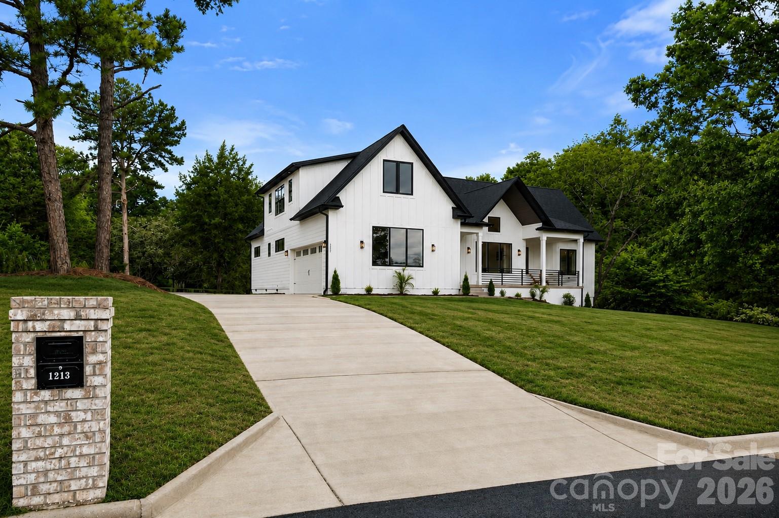 1213 Rosa Drive