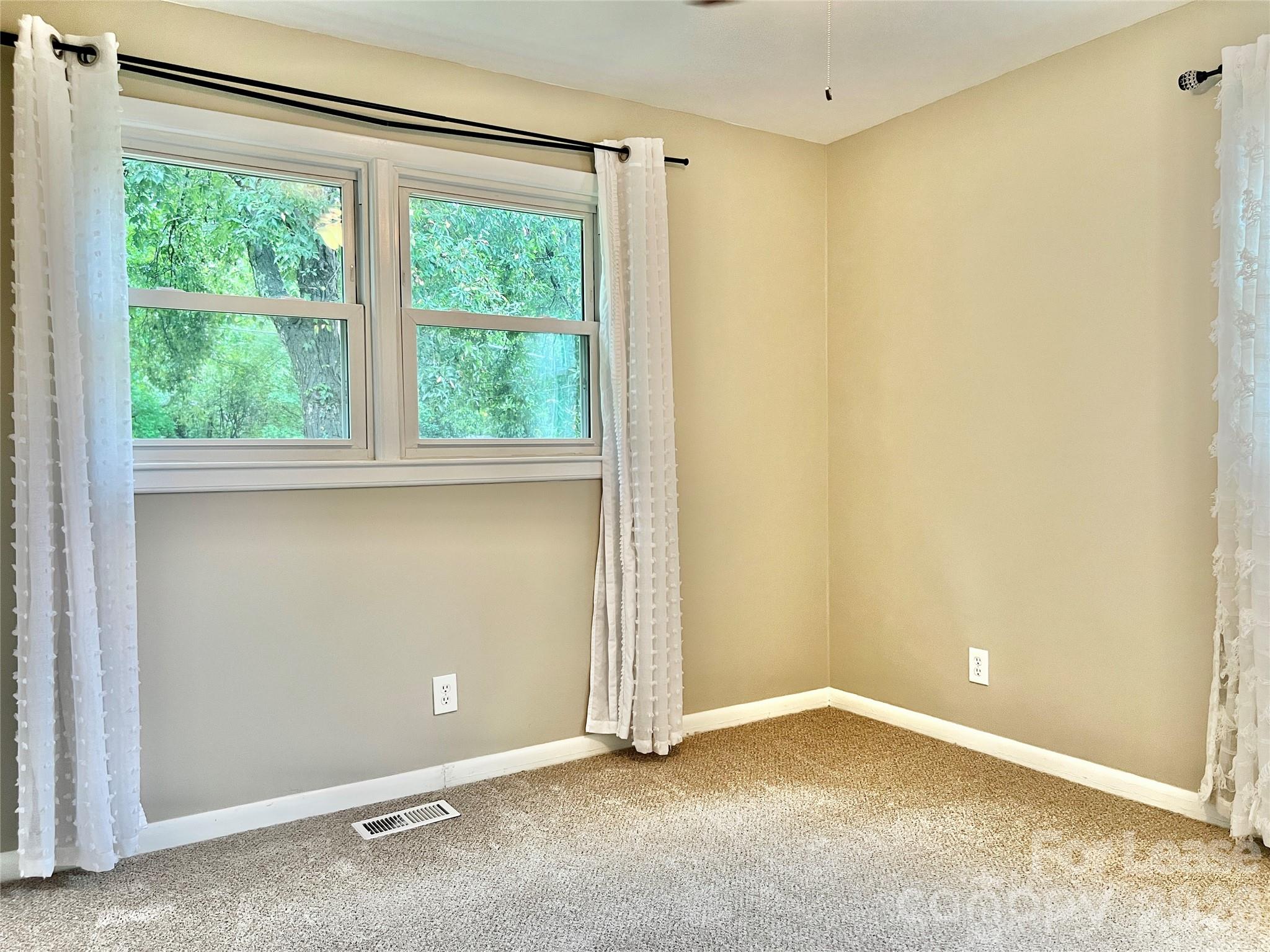 Single Family Residence at 2117 Tarlton Drive, Matthews, photo 21 of 31