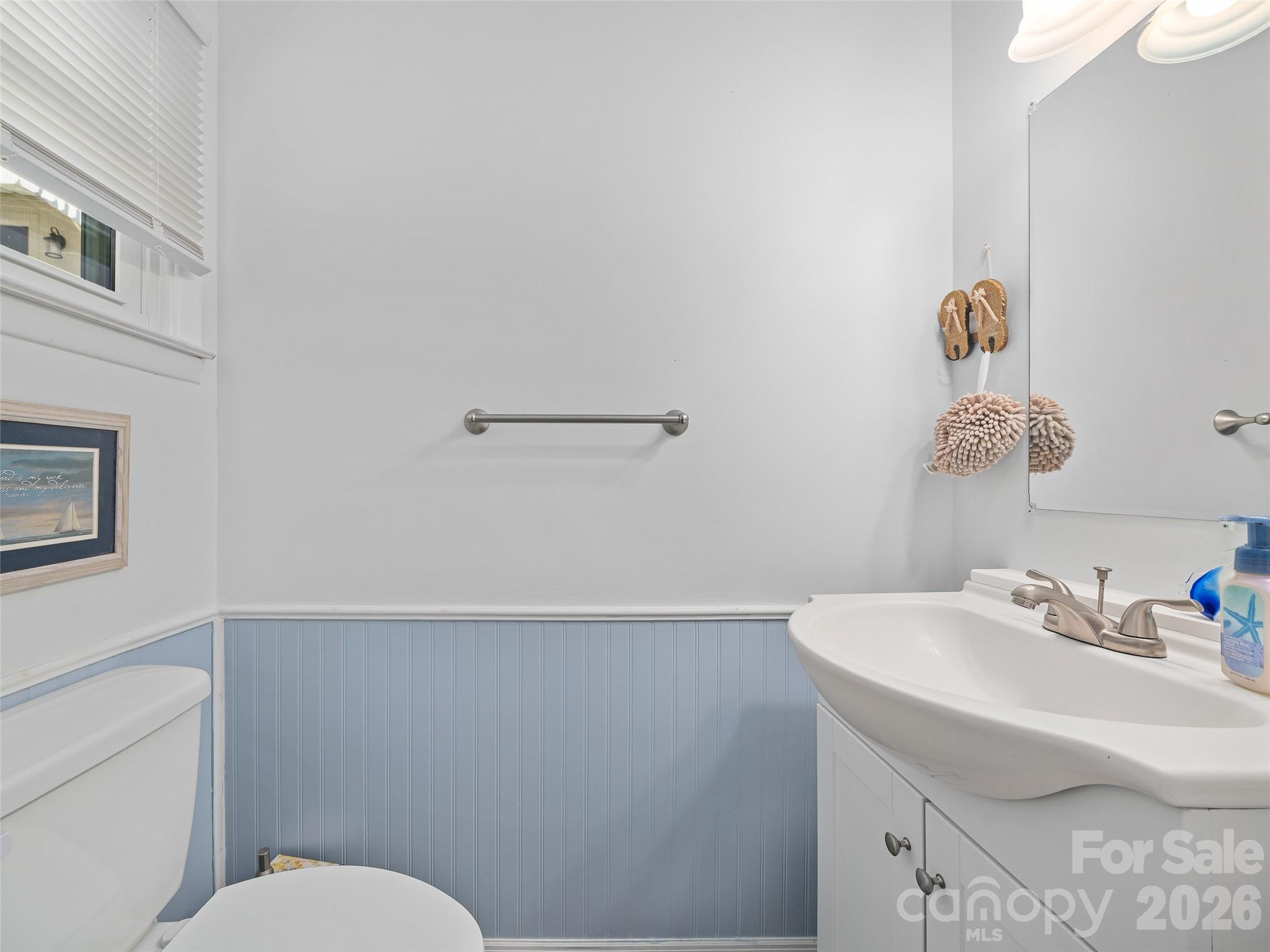 Single Family Residence at 24 Blessing Way, Burnsville, photo 14 of 26