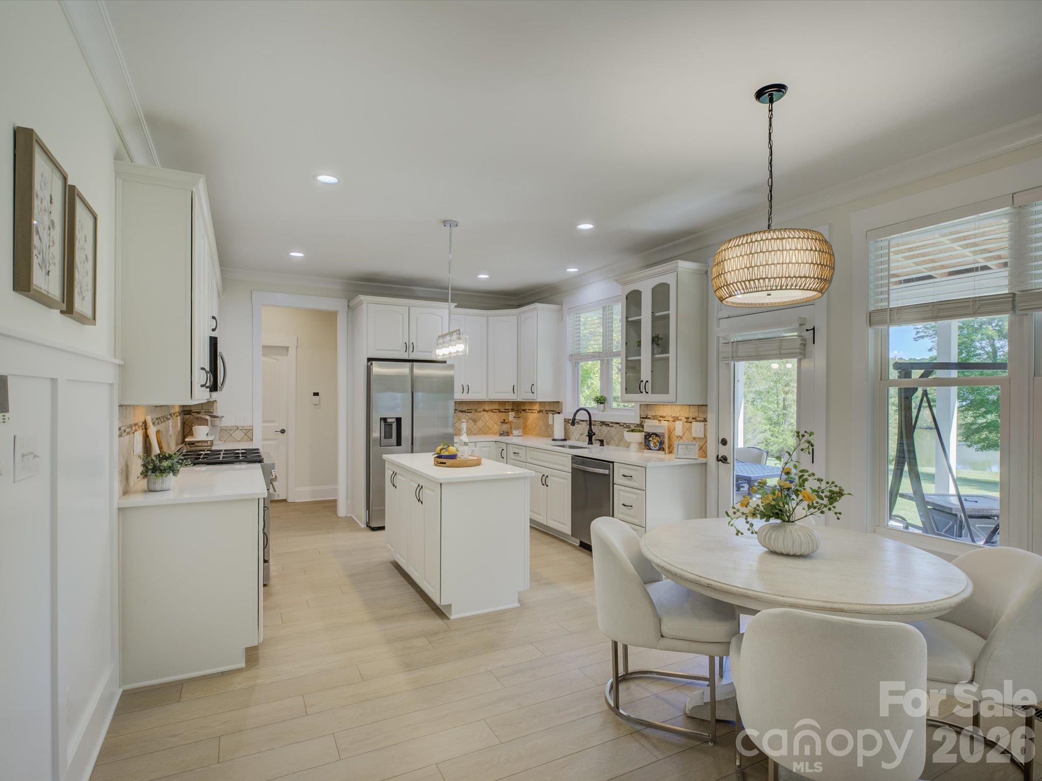 Single Family Residence at 188 Carolina Crossing Drive, York, photo 15 of 51