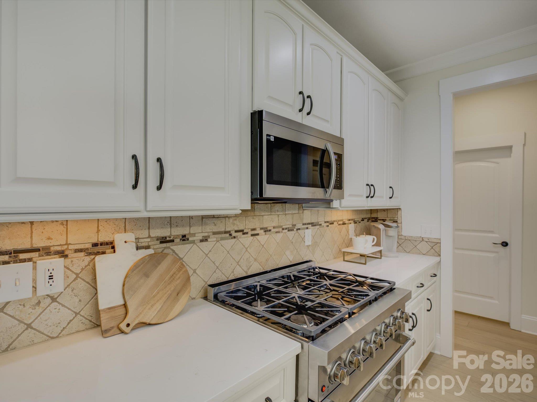 Single Family Residence at 188 Carolina Crossing Drive, York, photo 18 of 51