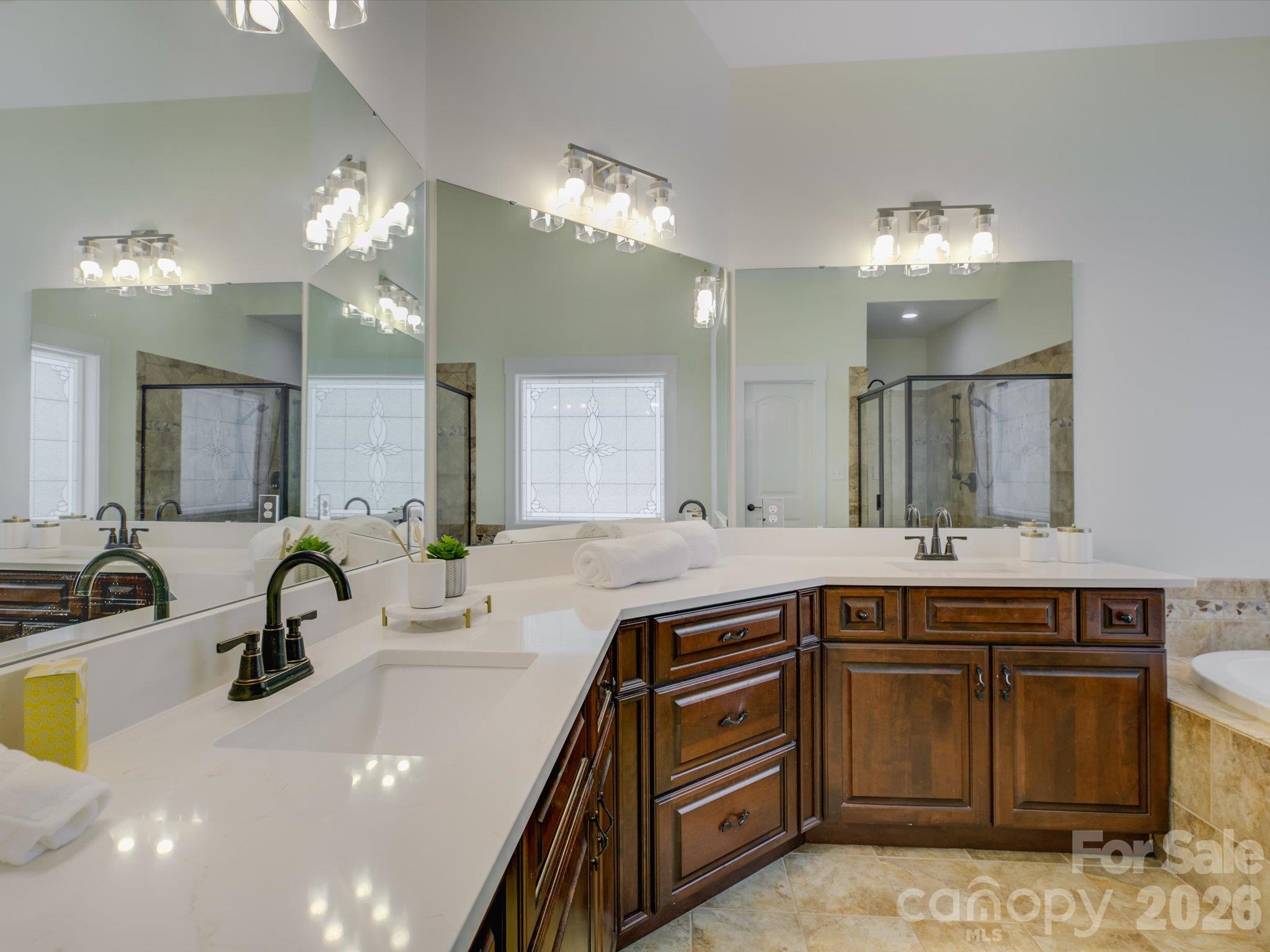 Single Family Residence at 188 Carolina Crossing Drive, York, photo 28 of 51
