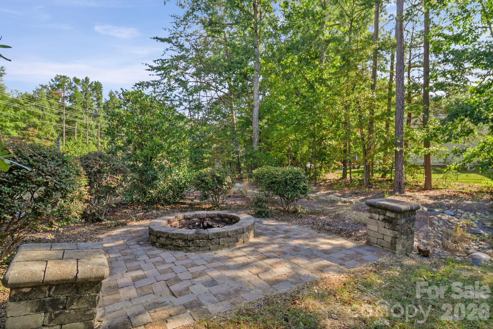 Single Family Residence at 1403 Springhaven Circle, Albemarle, photo 3 of 23