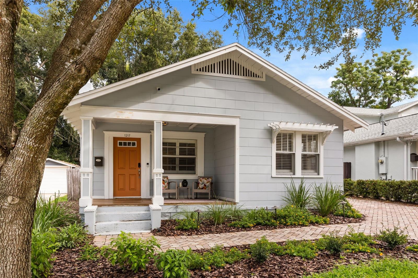 1217 NOBLE PL