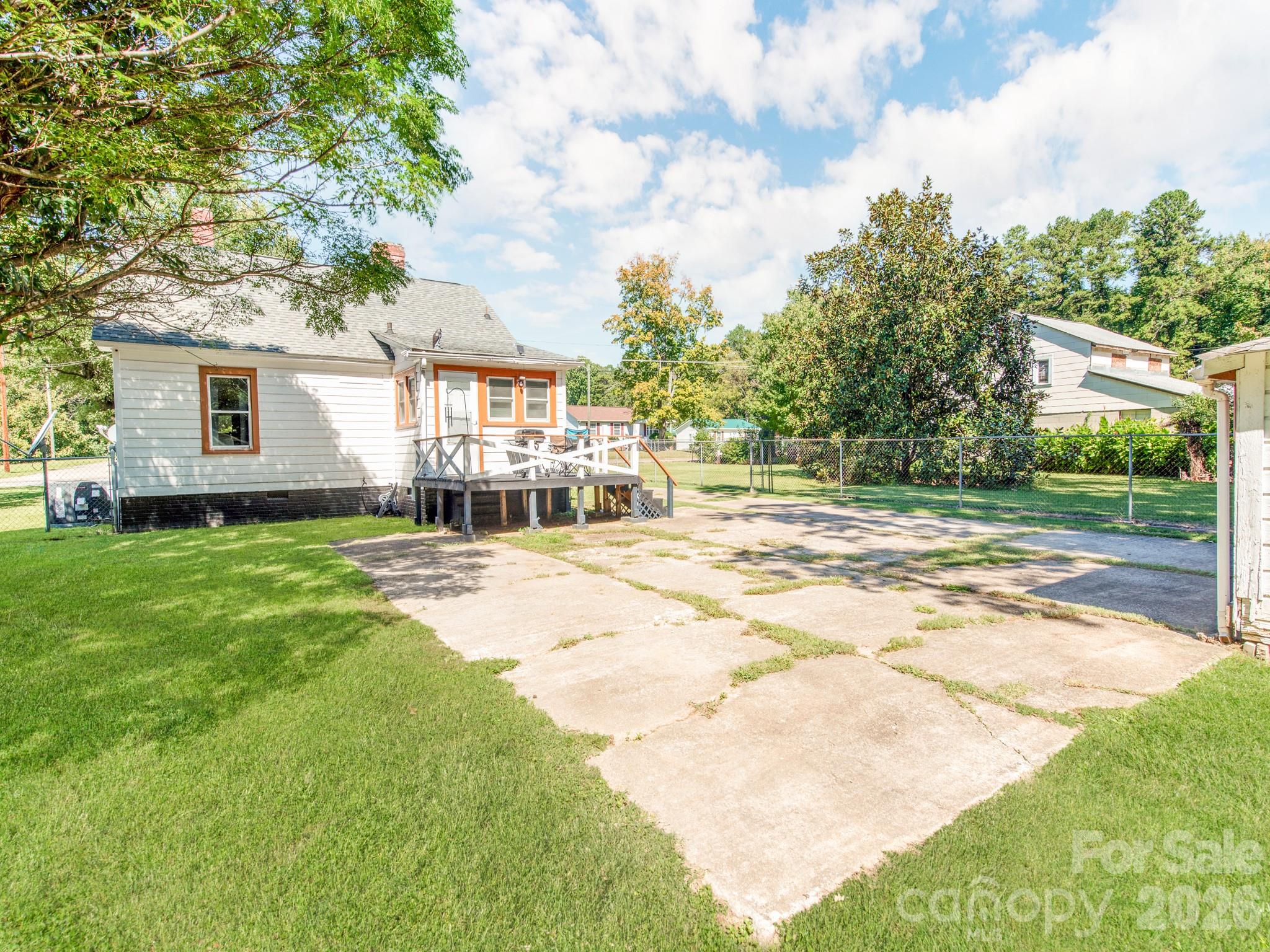 Single Family Residence at 734 Tanglewood Drive, Salisbury, photo 25 of 26